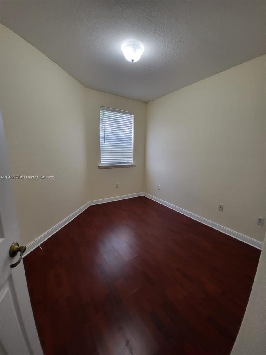 5470 NW 107th Ave Unit: 807
