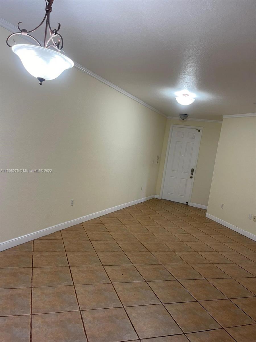 5470 NW 107th Ave Unit: 807