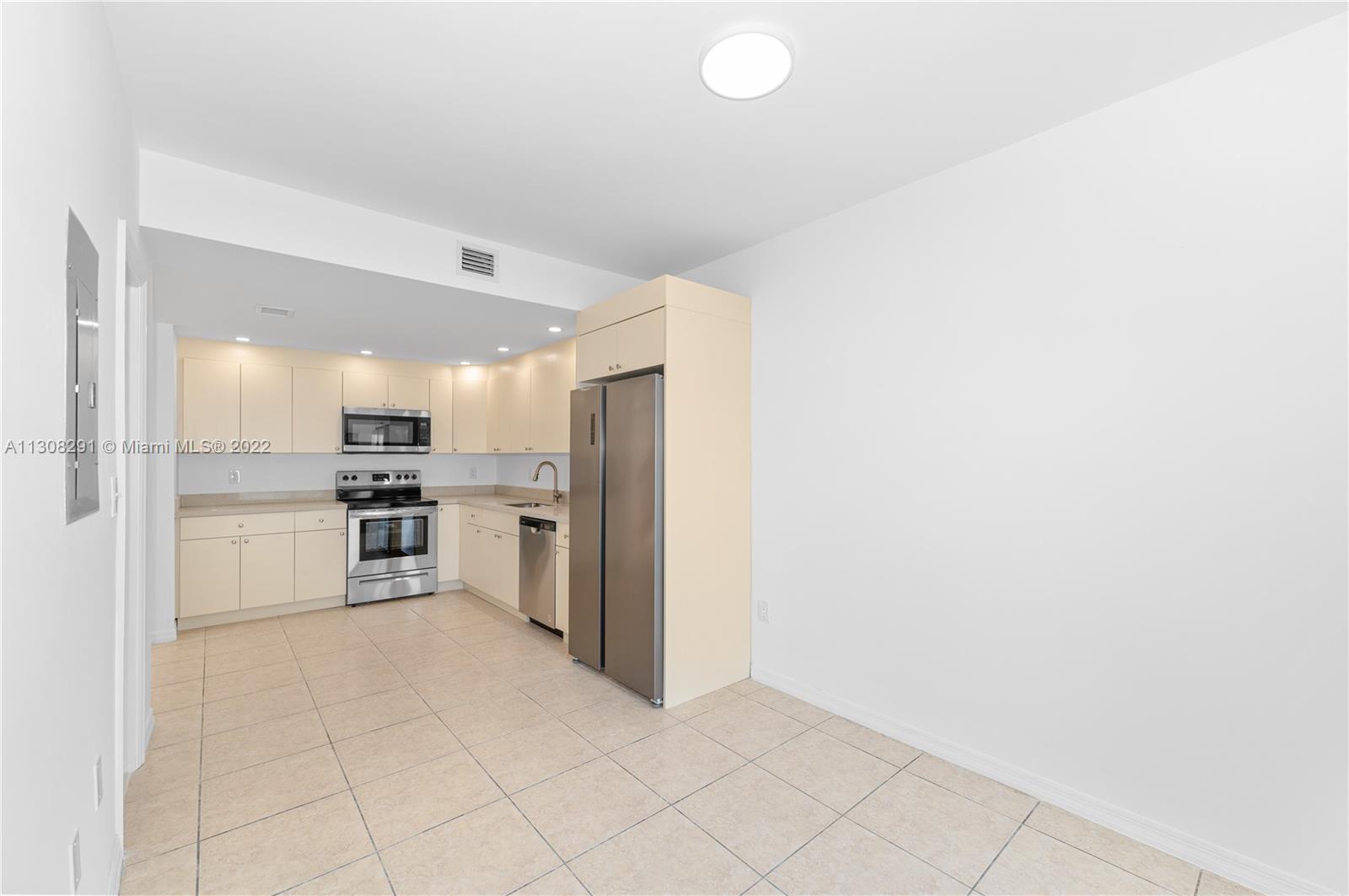 365 NW 109th Ave Unit: 701