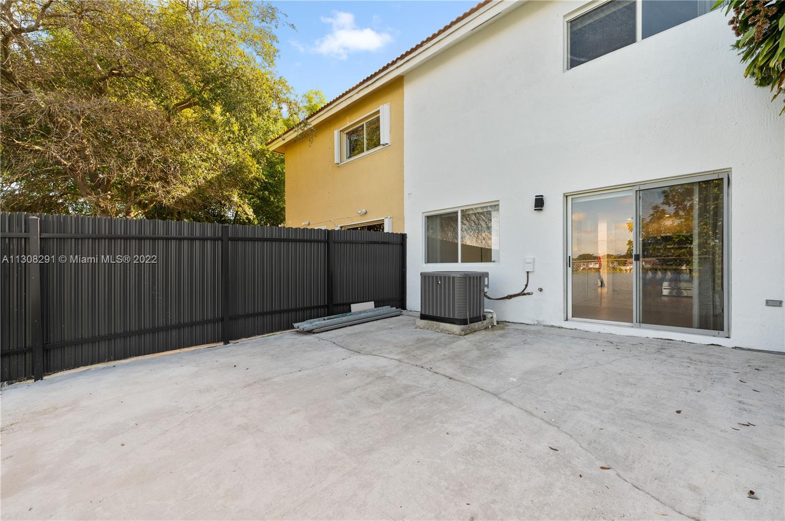 365 NW 109th Ave Unit: 701
