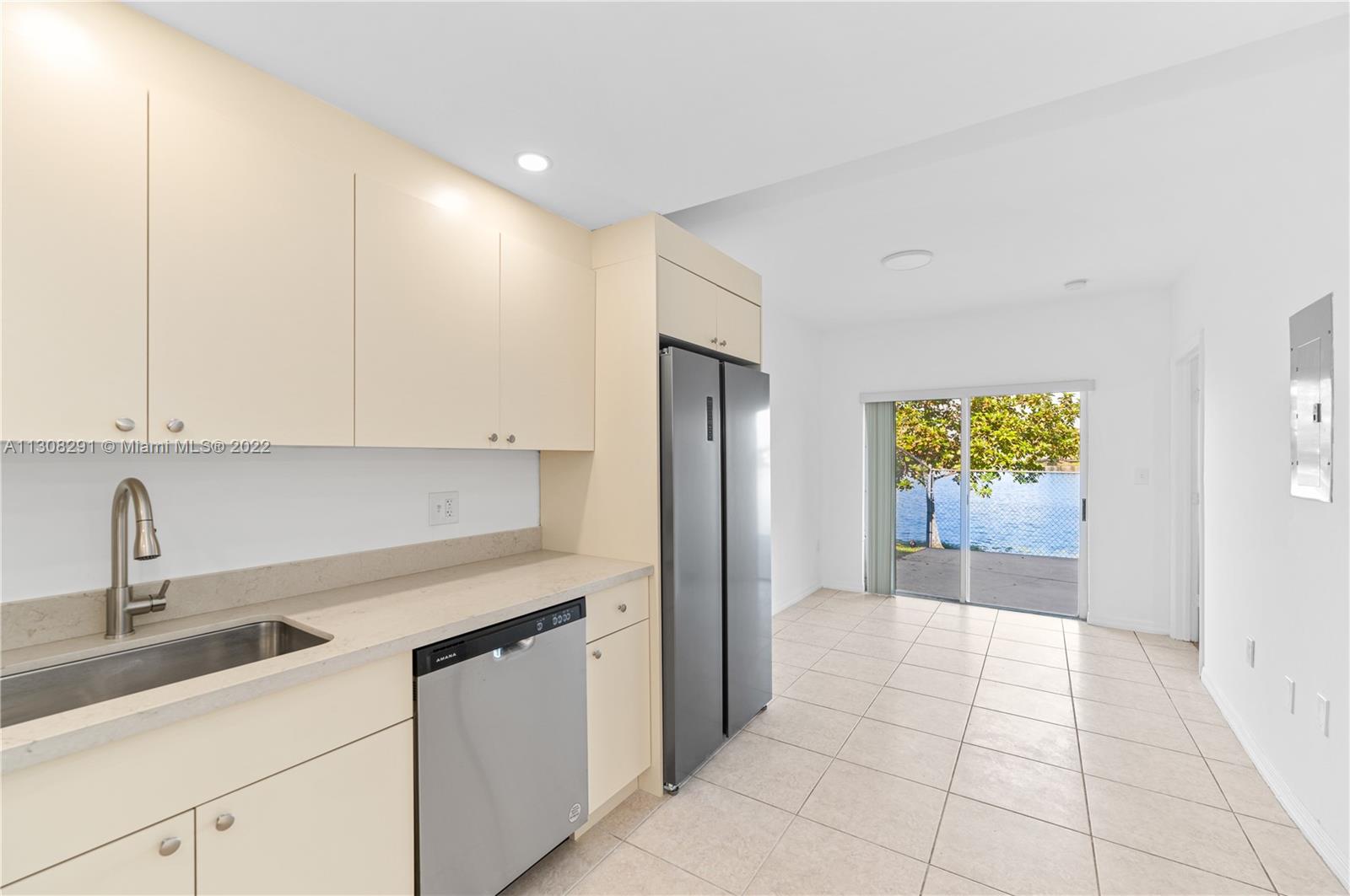 365 NW 109th Ave Unit: 701