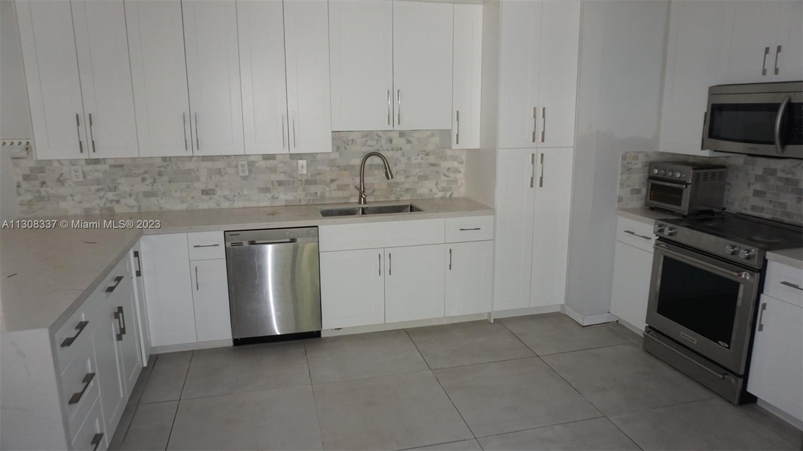 15395 SW 168th Ter Unit: 0