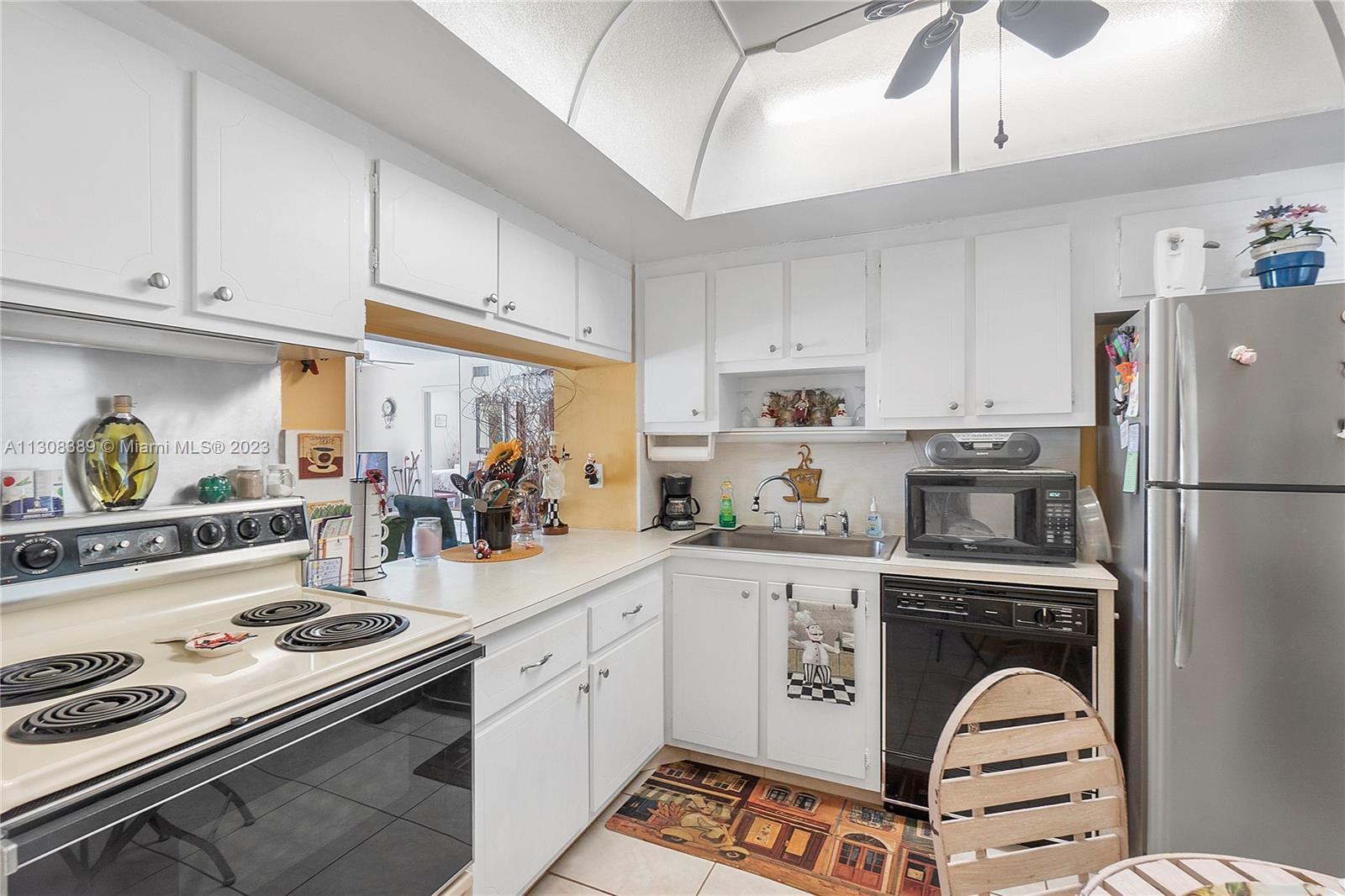 9872 Marina Blvd Unit: 1429
