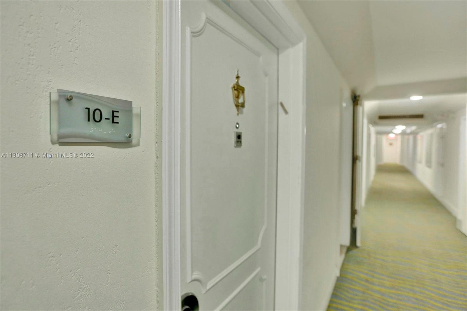5838 Collins Ave Unit: 10E