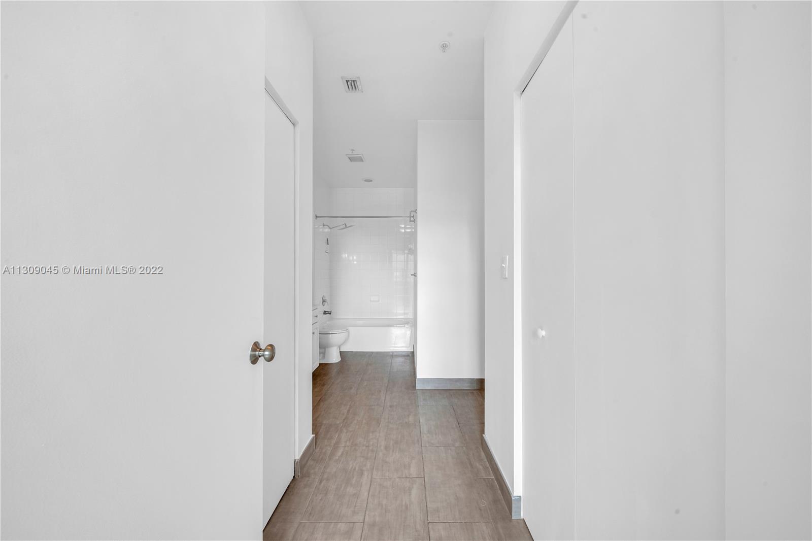 2001 Biscayne Blvd Unit: 2605