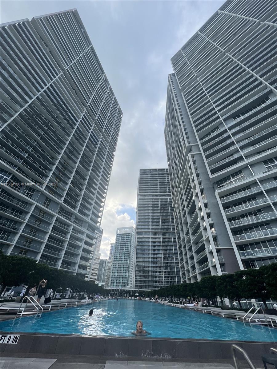 495 Brickell Ave Unit: 2707