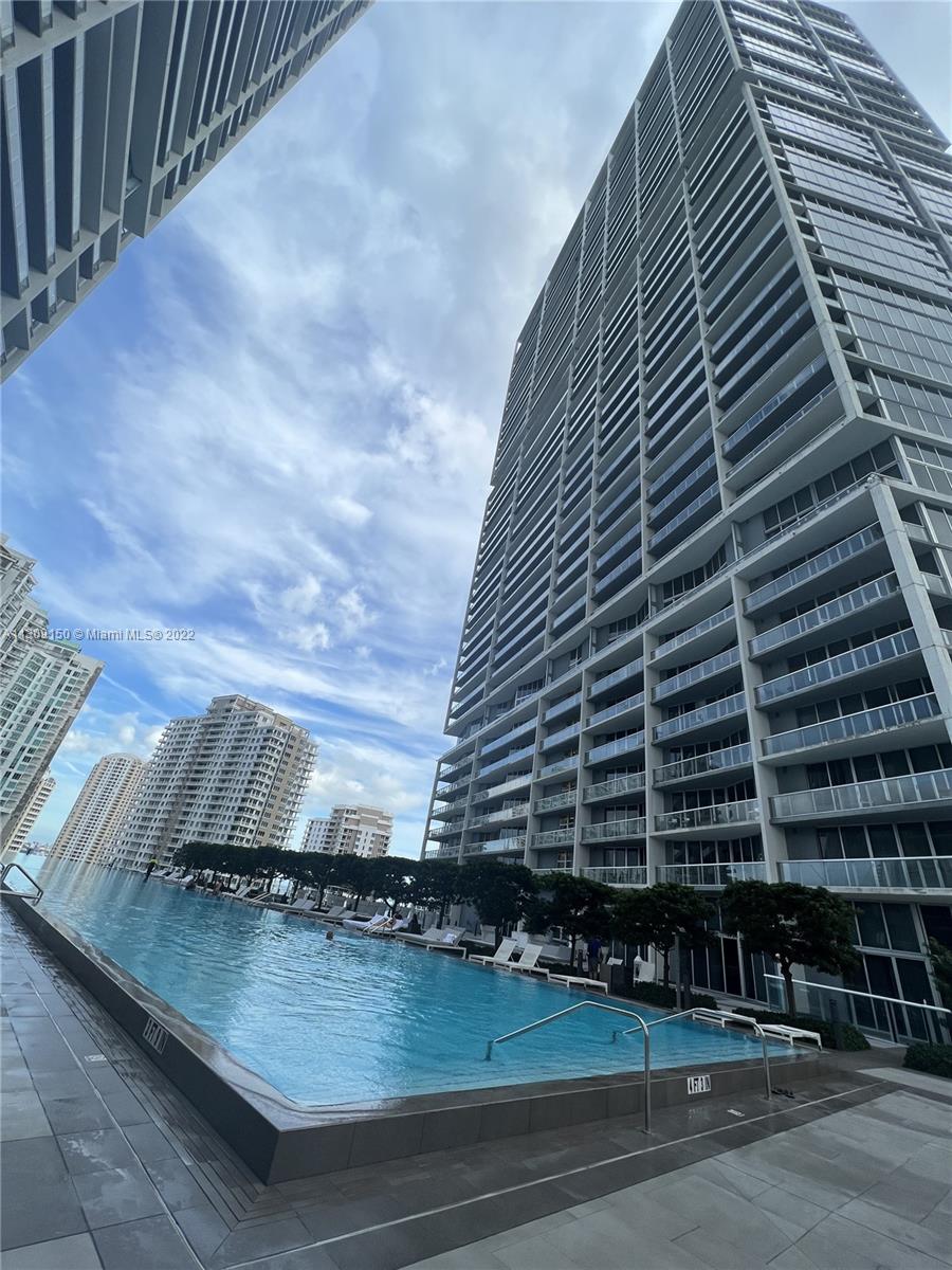495 Brickell Ave Unit: 2707