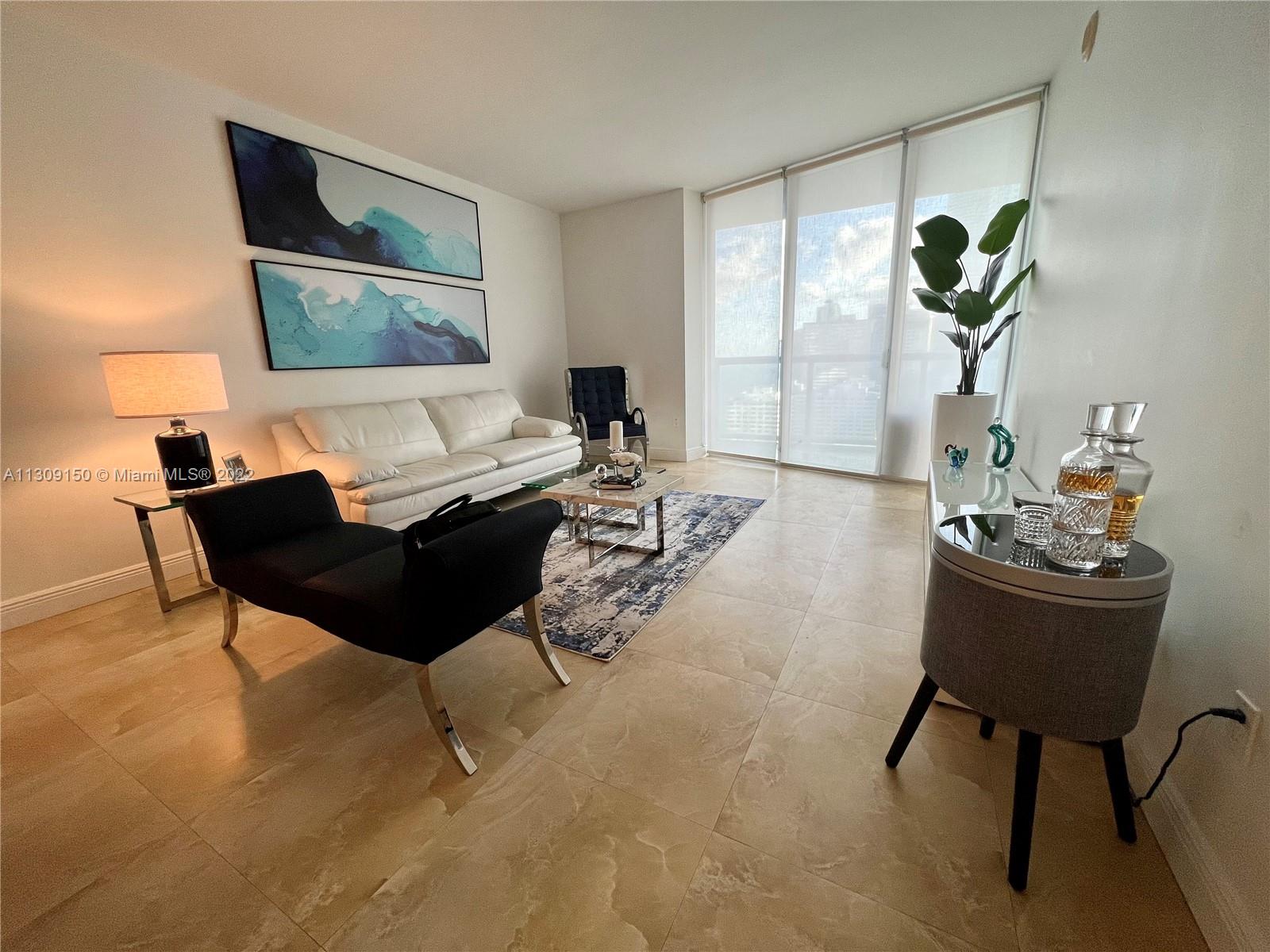 495 Brickell Ave Unit: 2707