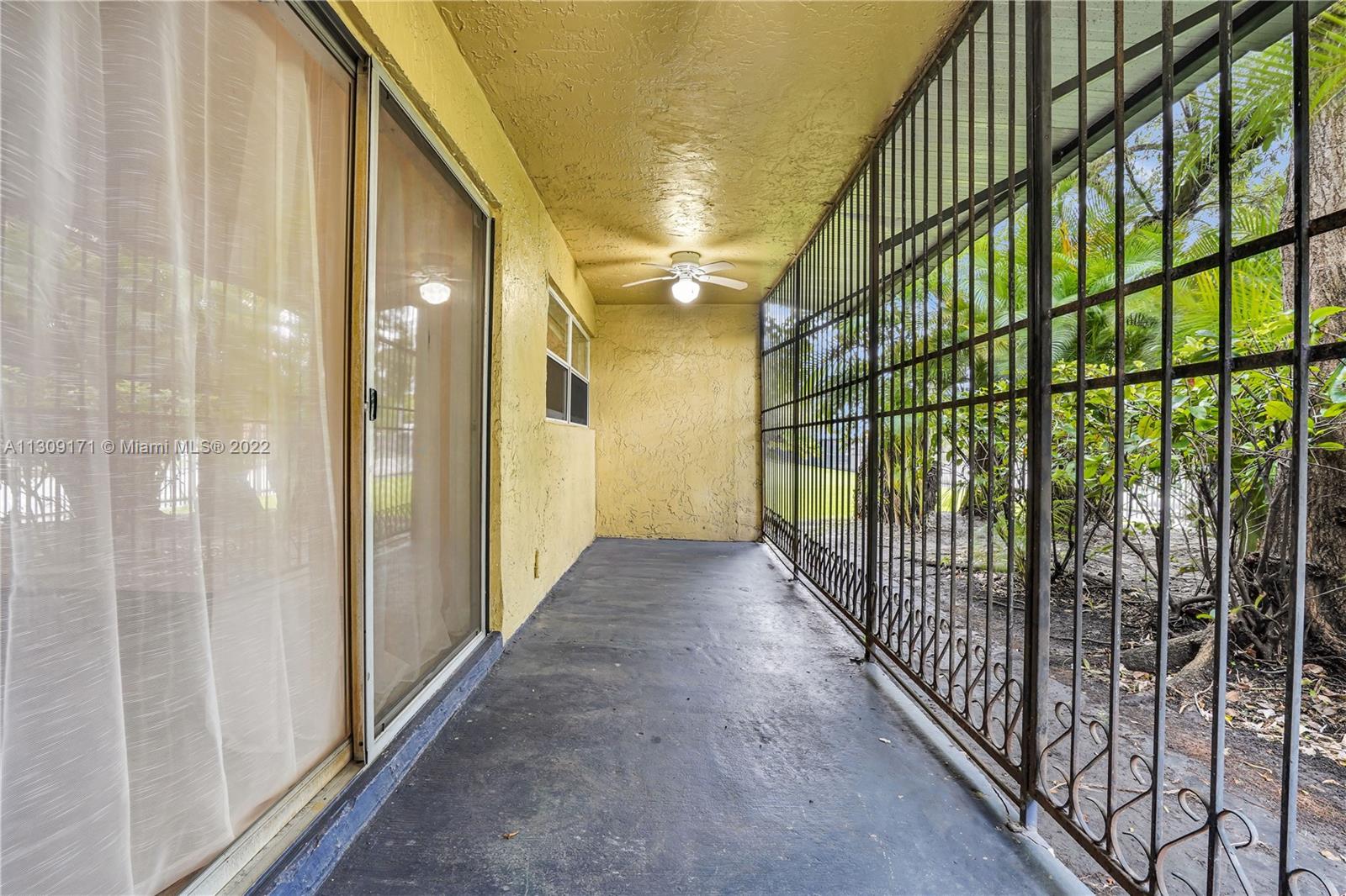 130 NW 87th Ave Unit: H104