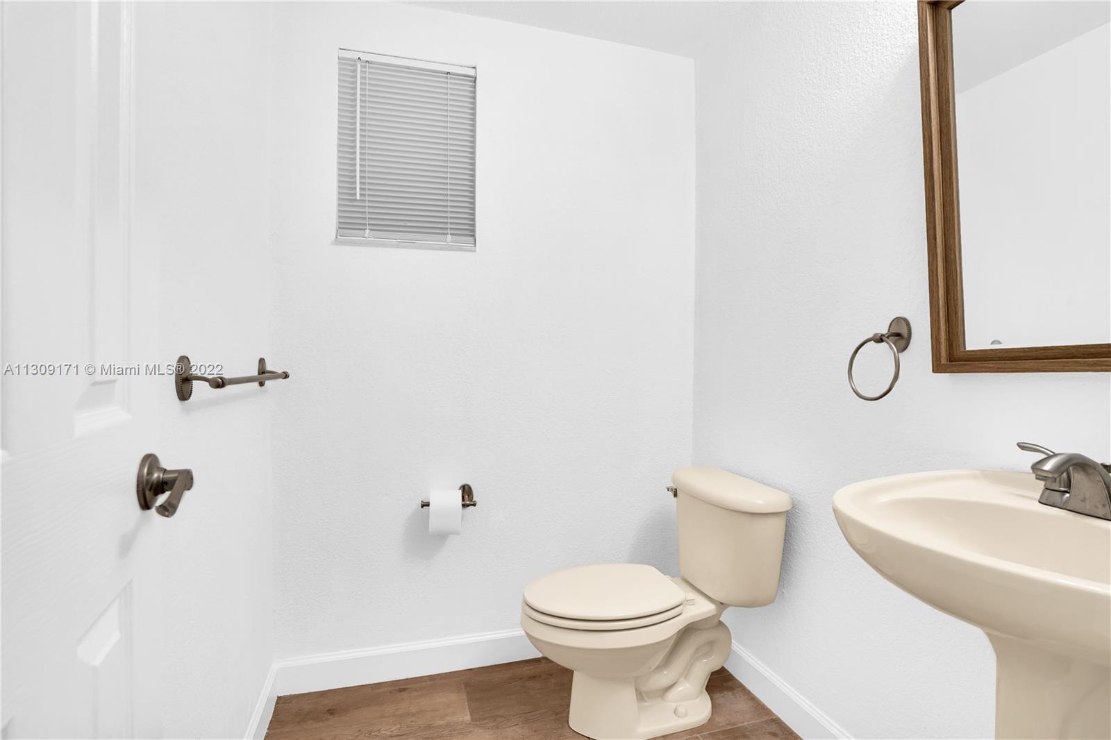 130 NW 87th Ave Unit: H104