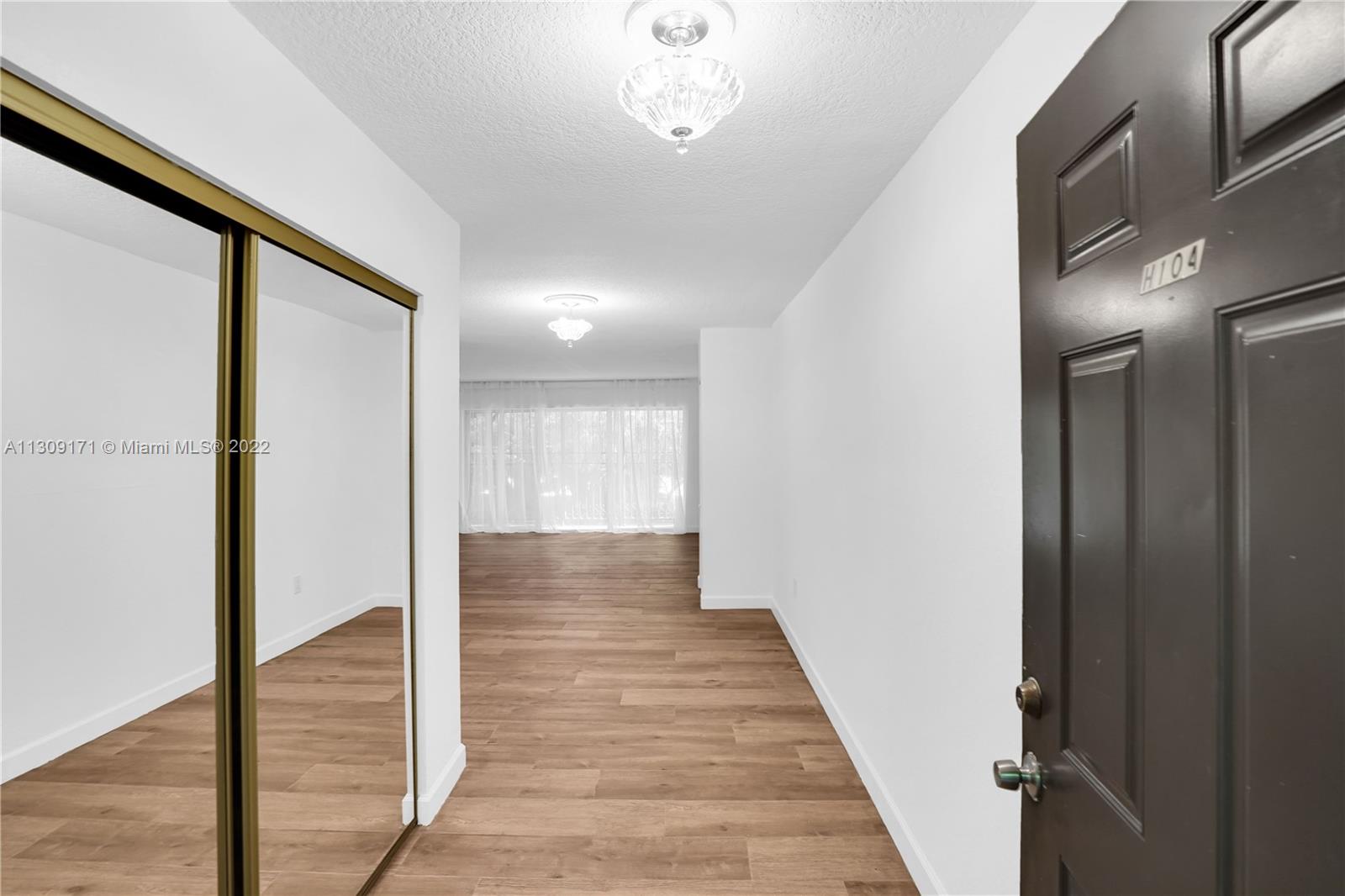 130 NW 87th Ave Unit: H104