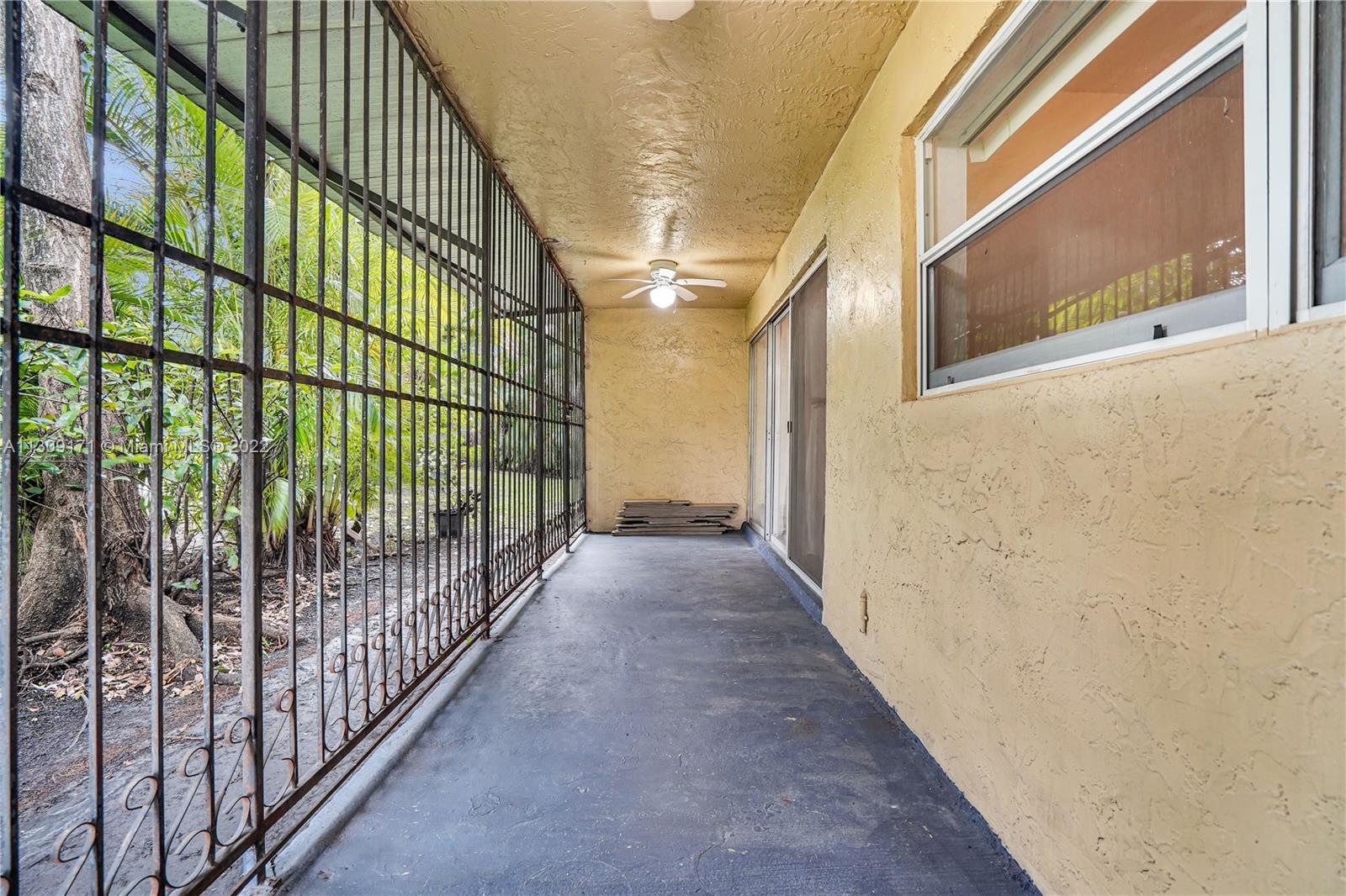 130 NW 87th Ave Unit: H104