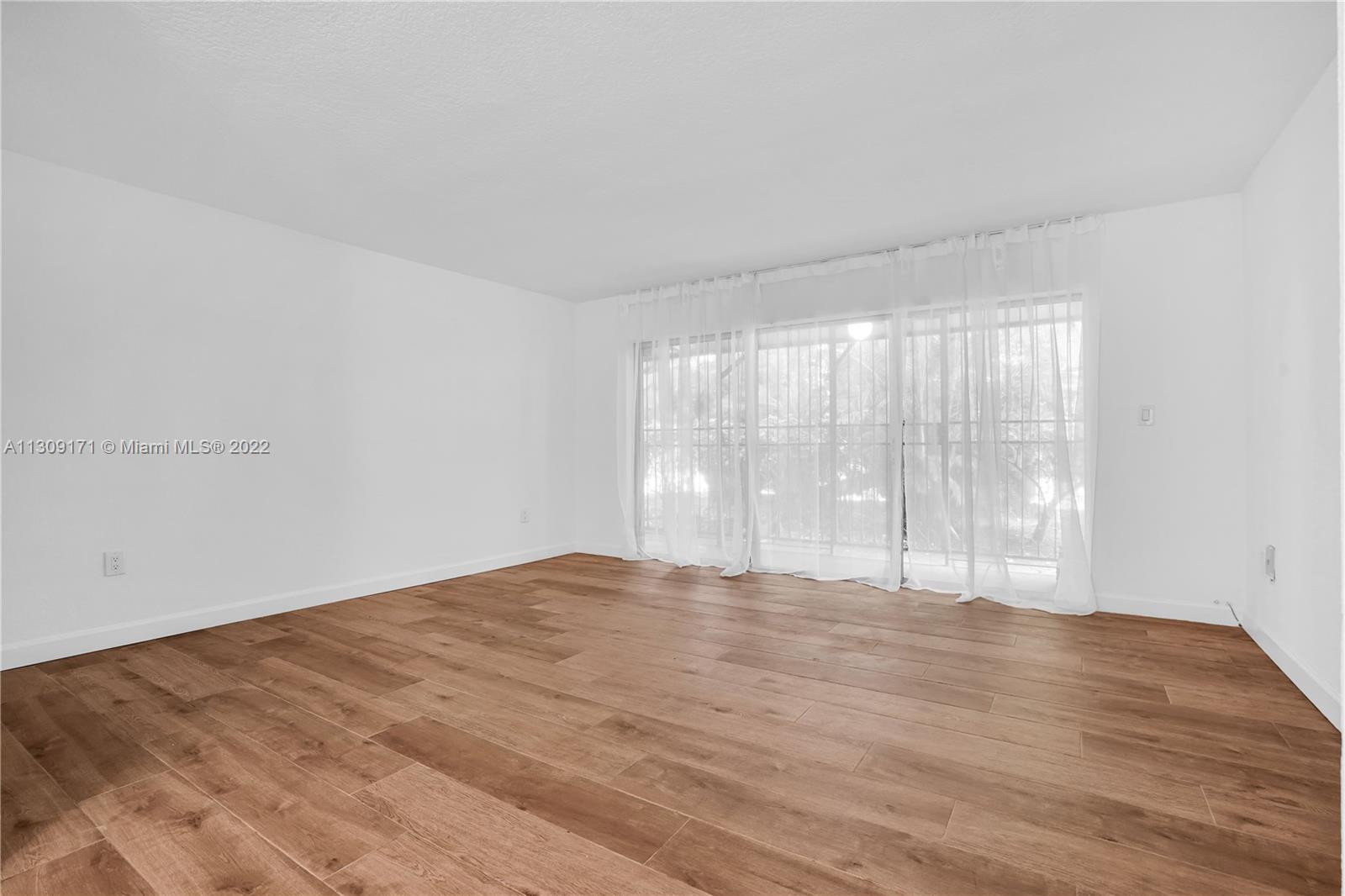130 NW 87th Ave Unit: H104