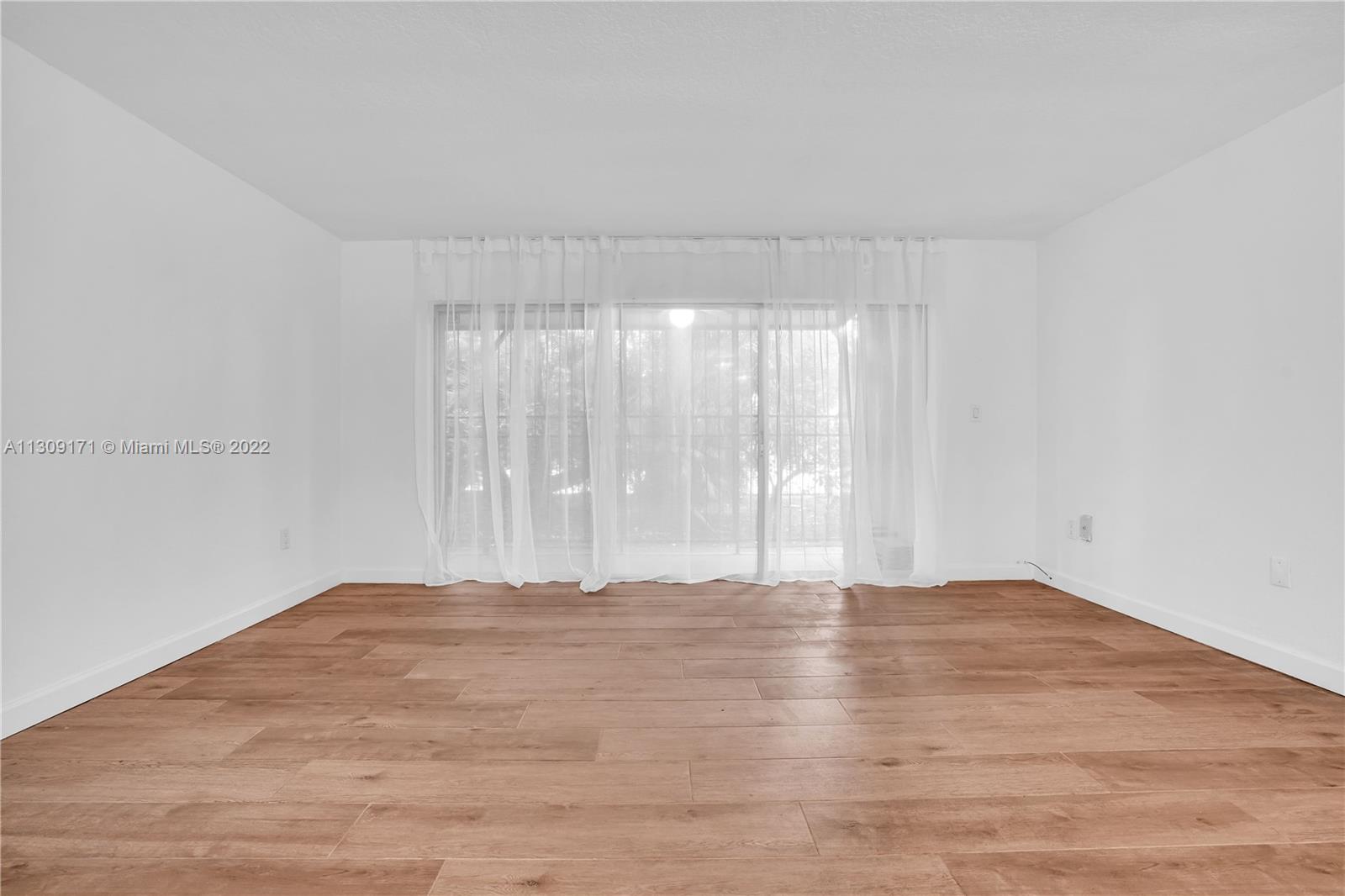 130 NW 87th Ave Unit: H104