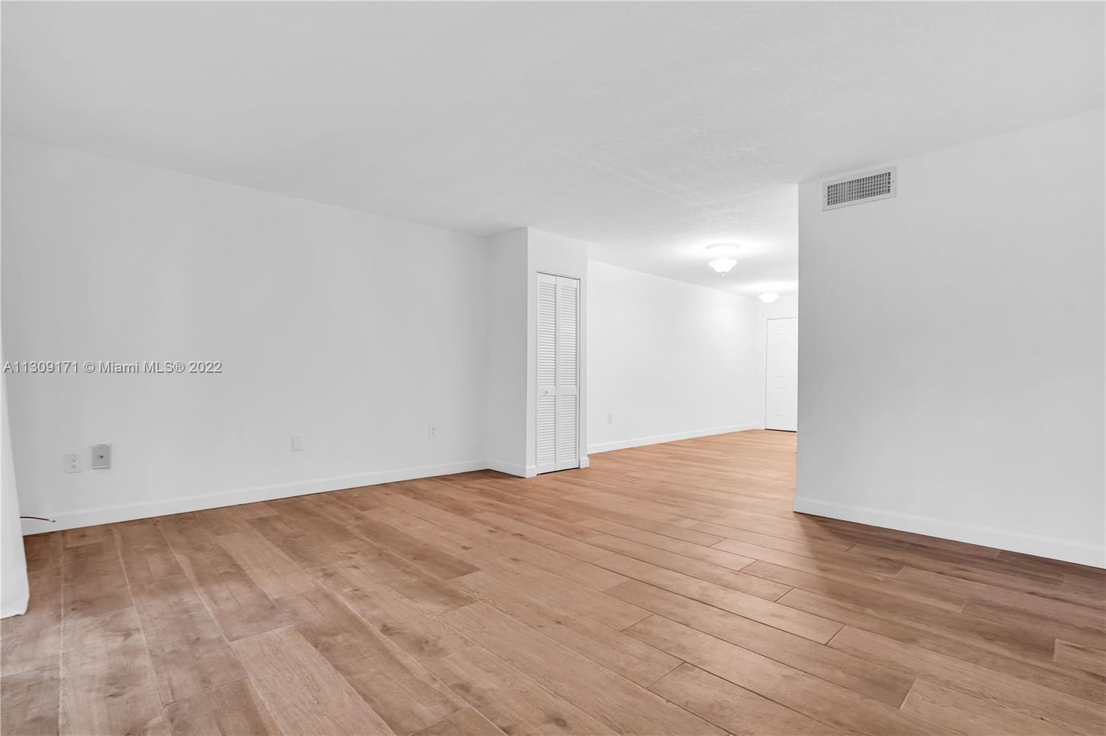 130 NW 87th Ave Unit: H104