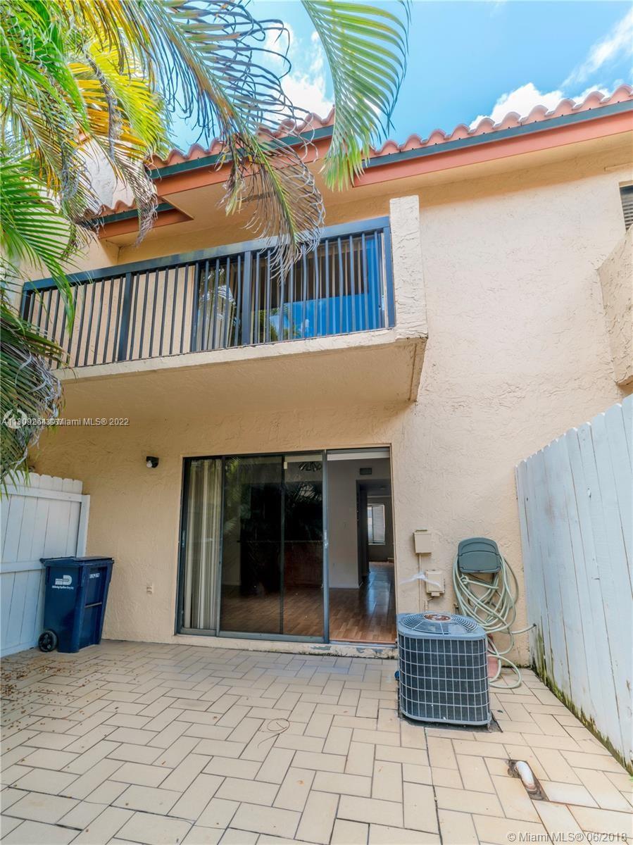 10202 SW 77th Ct Unit: 10202