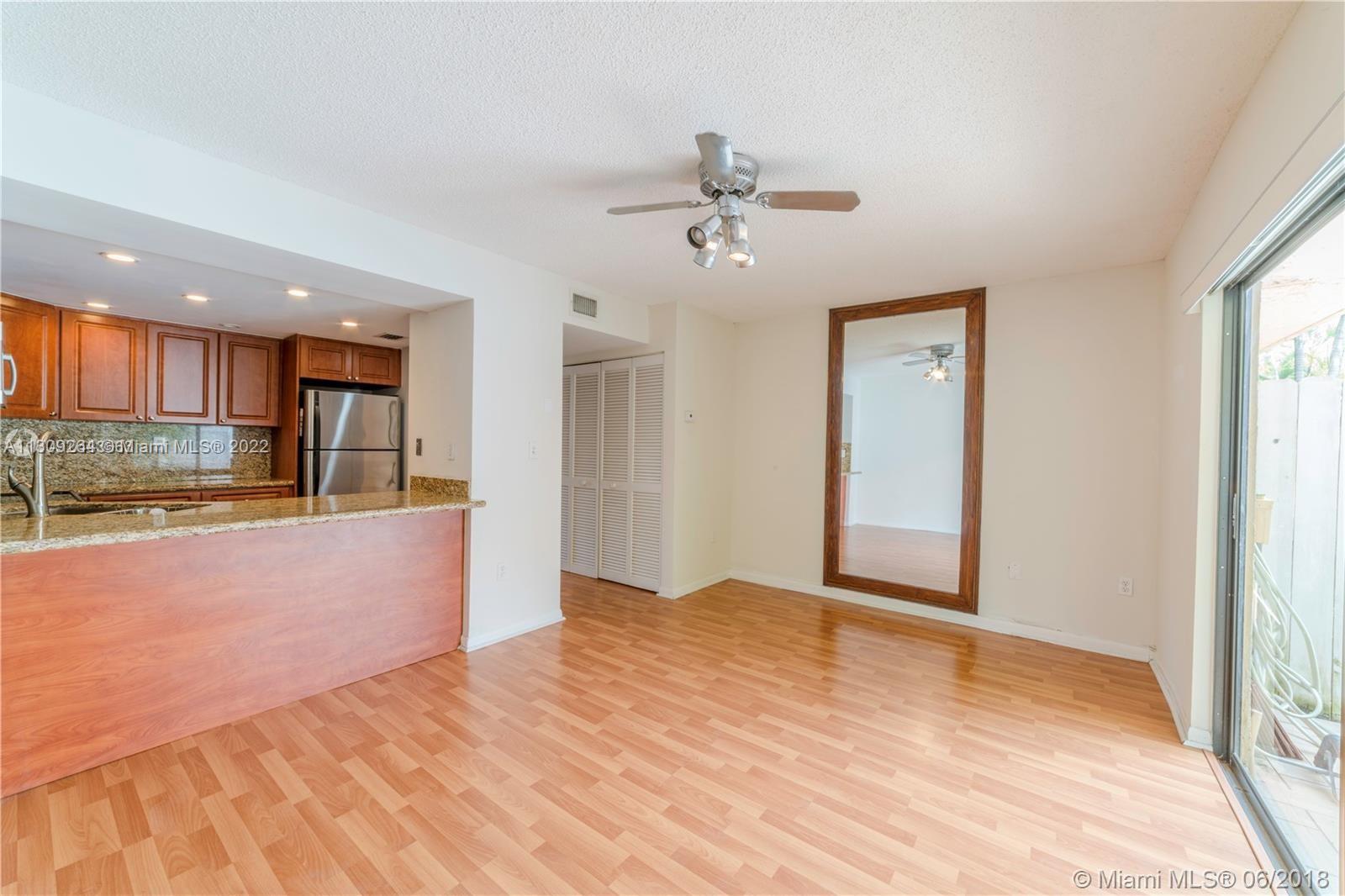 10202 SW 77th Ct Unit: 10202