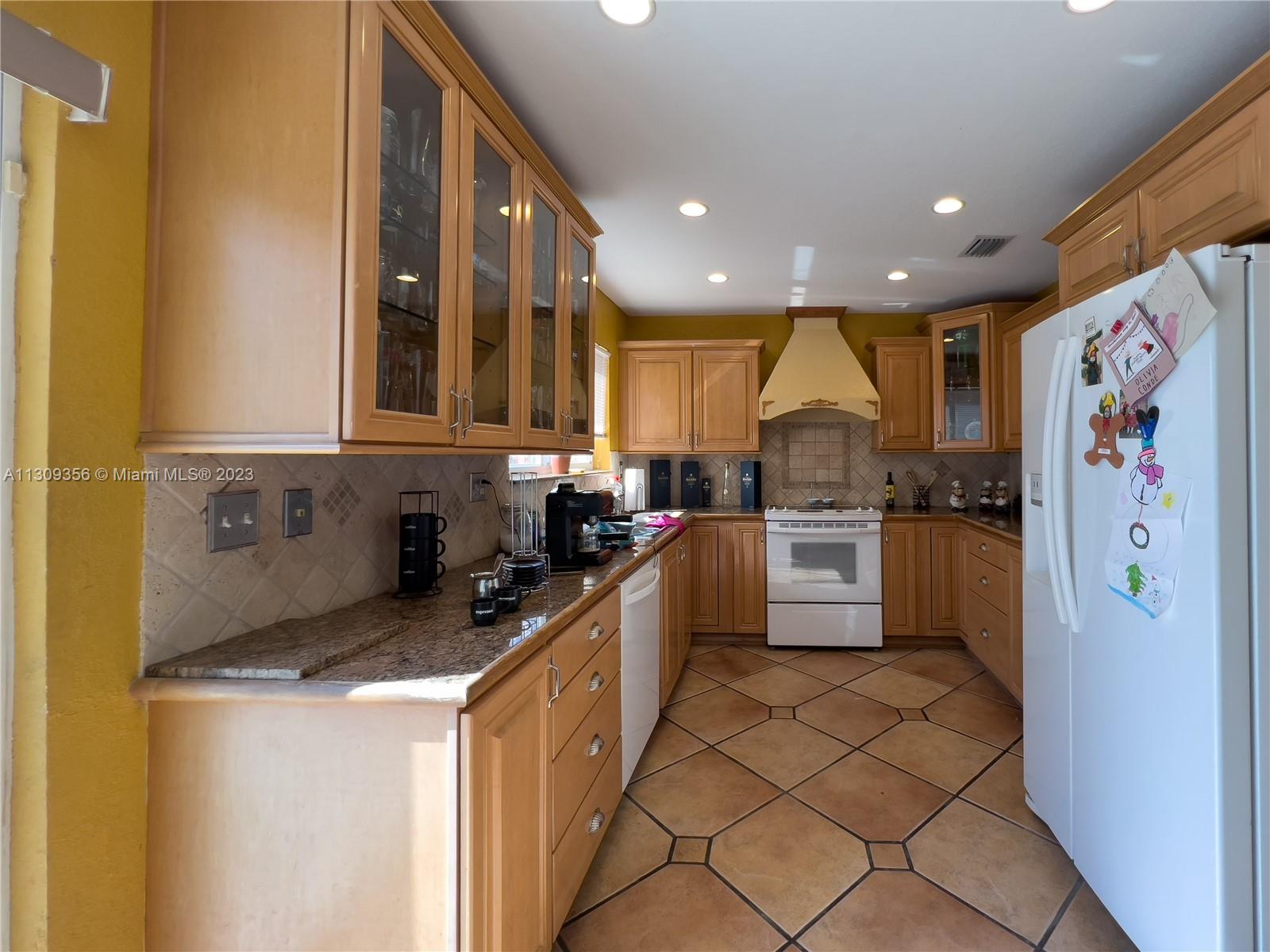 15782 SW 75th Ter