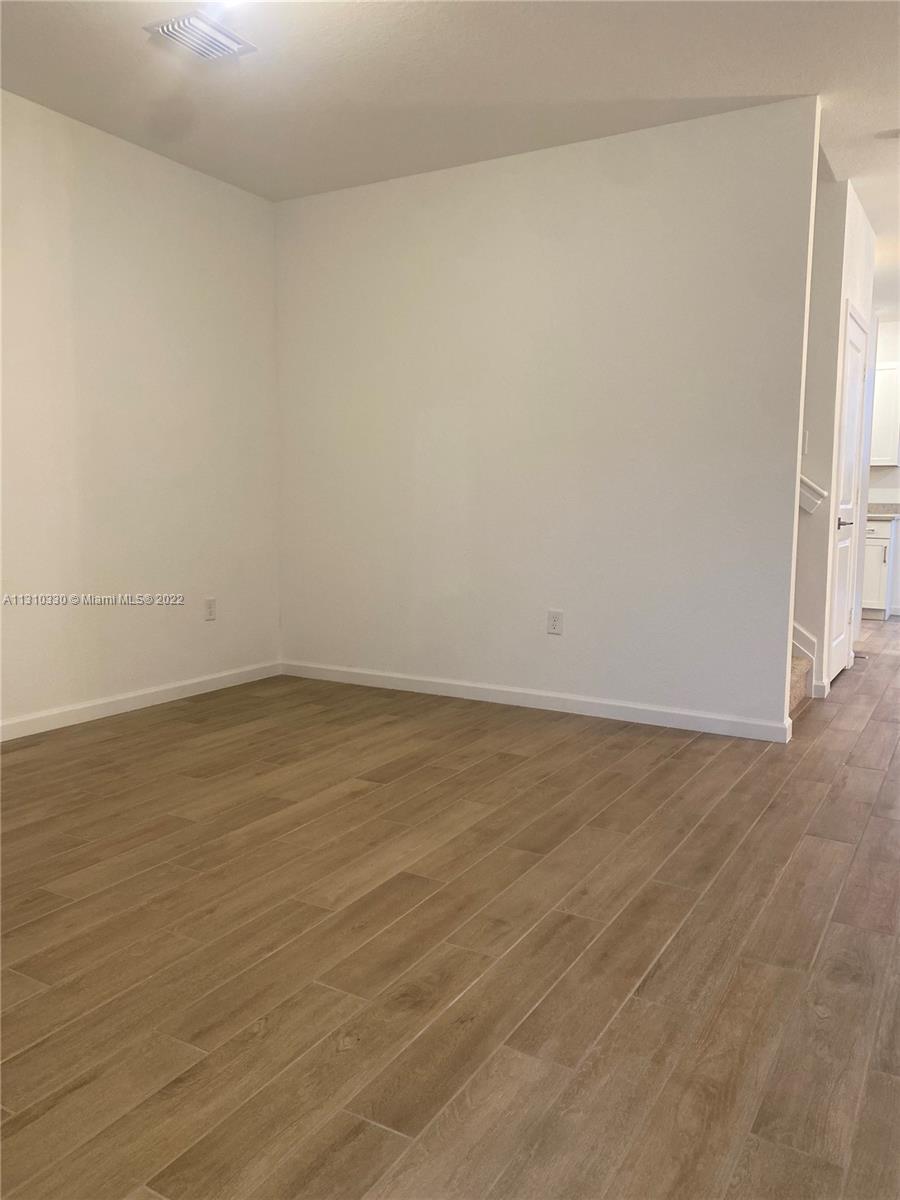 2431 SE 10th Ct Unit: 0