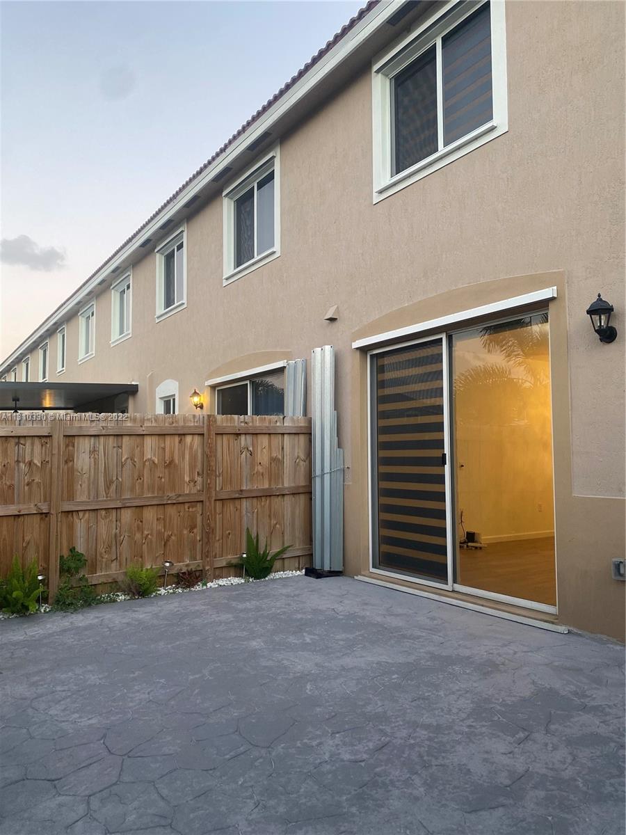 2431 SE 10th Ct Unit: 0