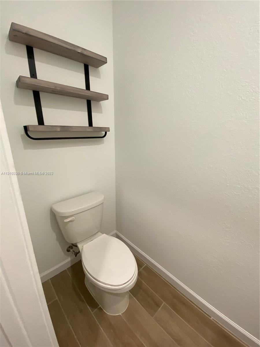 2431 SE 10th Ct Unit: 0