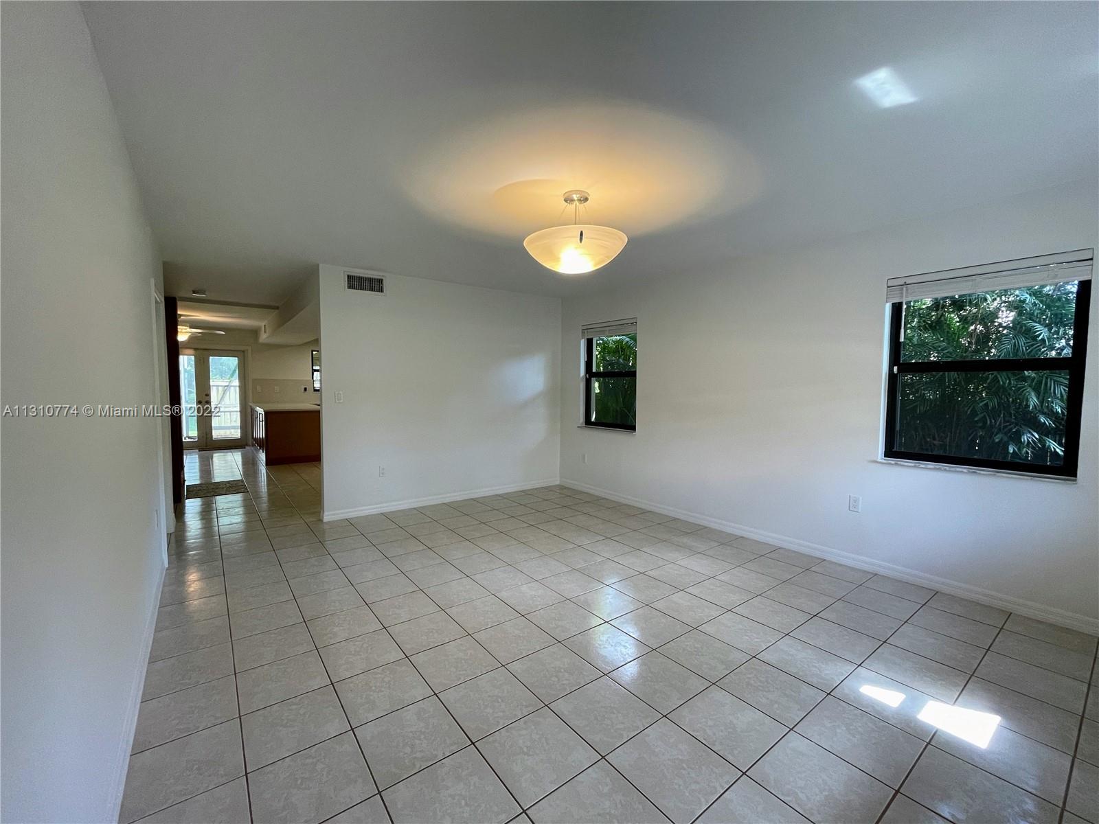 7803 SW 100th St