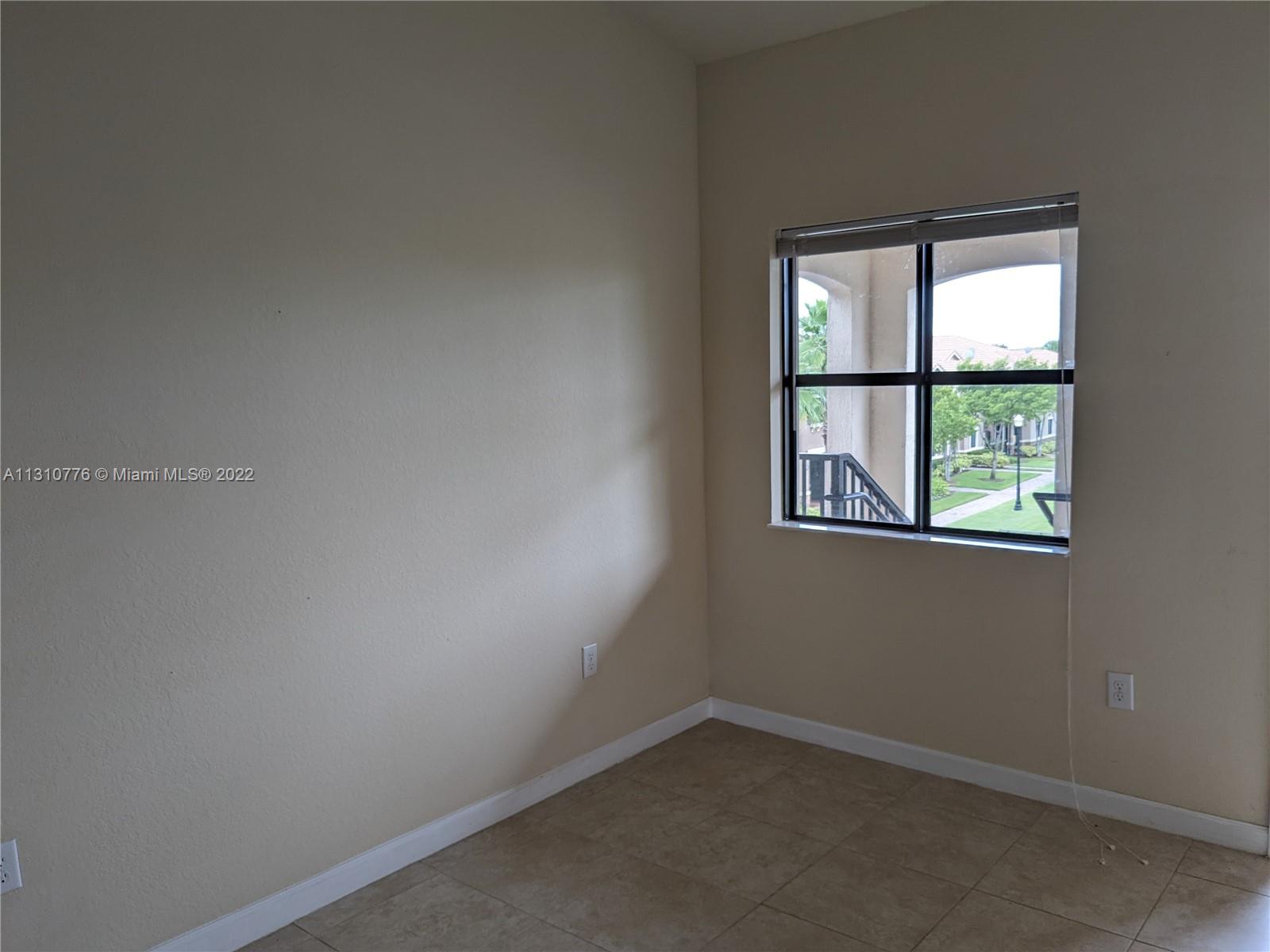 22441 SW 88th Pl Unit: 303-5