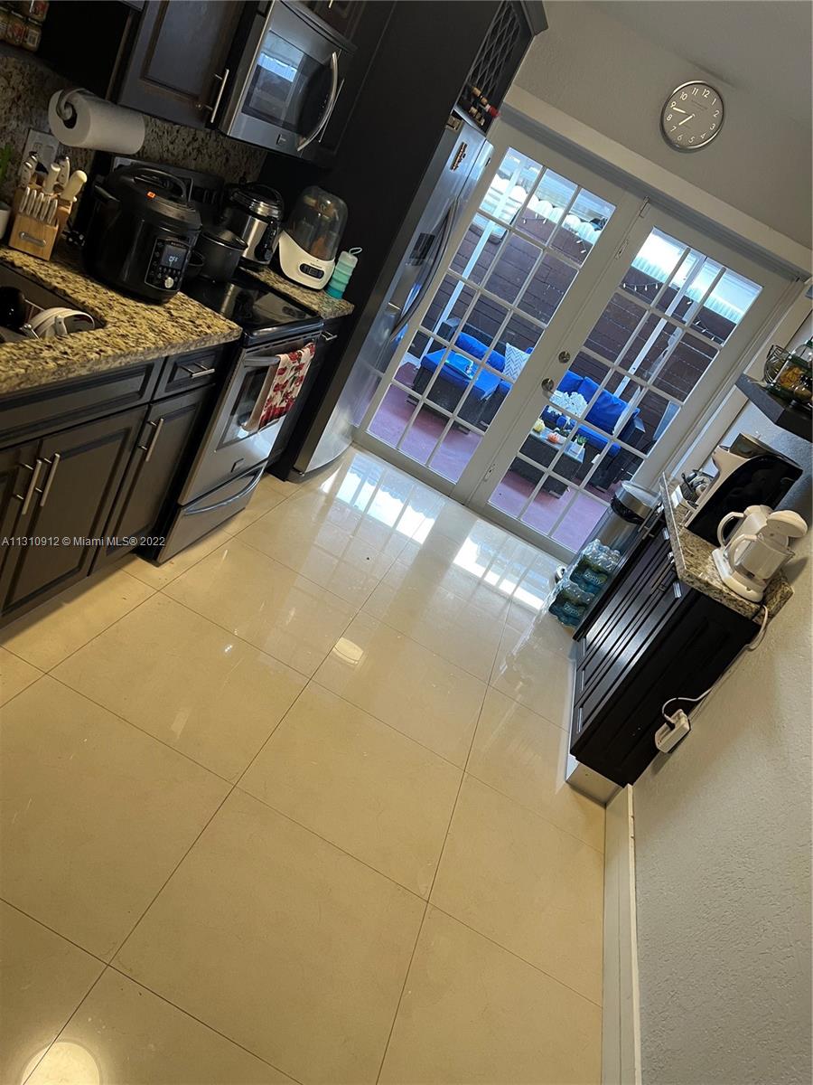 8924 NW 113th St Unit: 8924