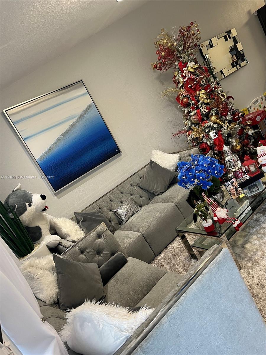 8924 NW 113th St Unit: 8924