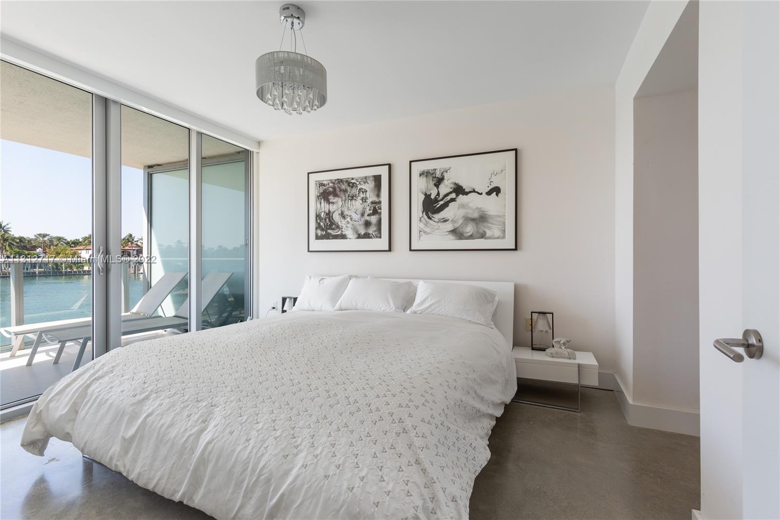 6620 Indian Creek Dr Unit: 208