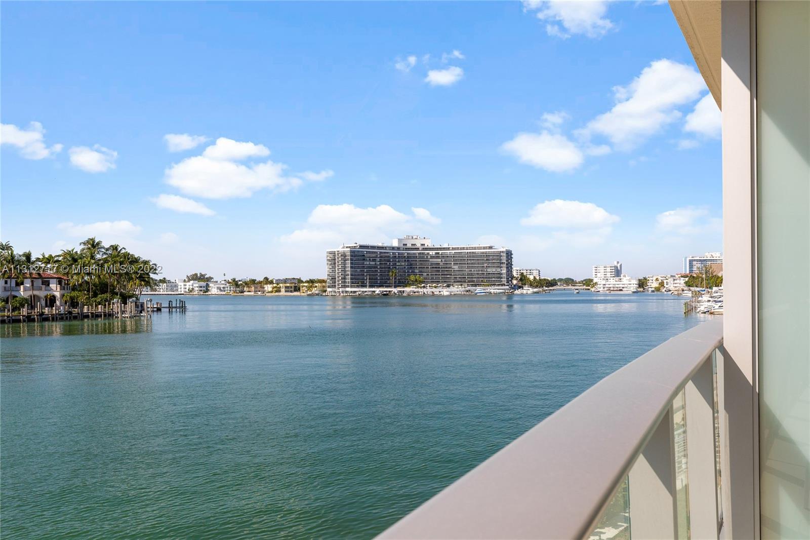 6620 Indian Creek Dr Unit: 208