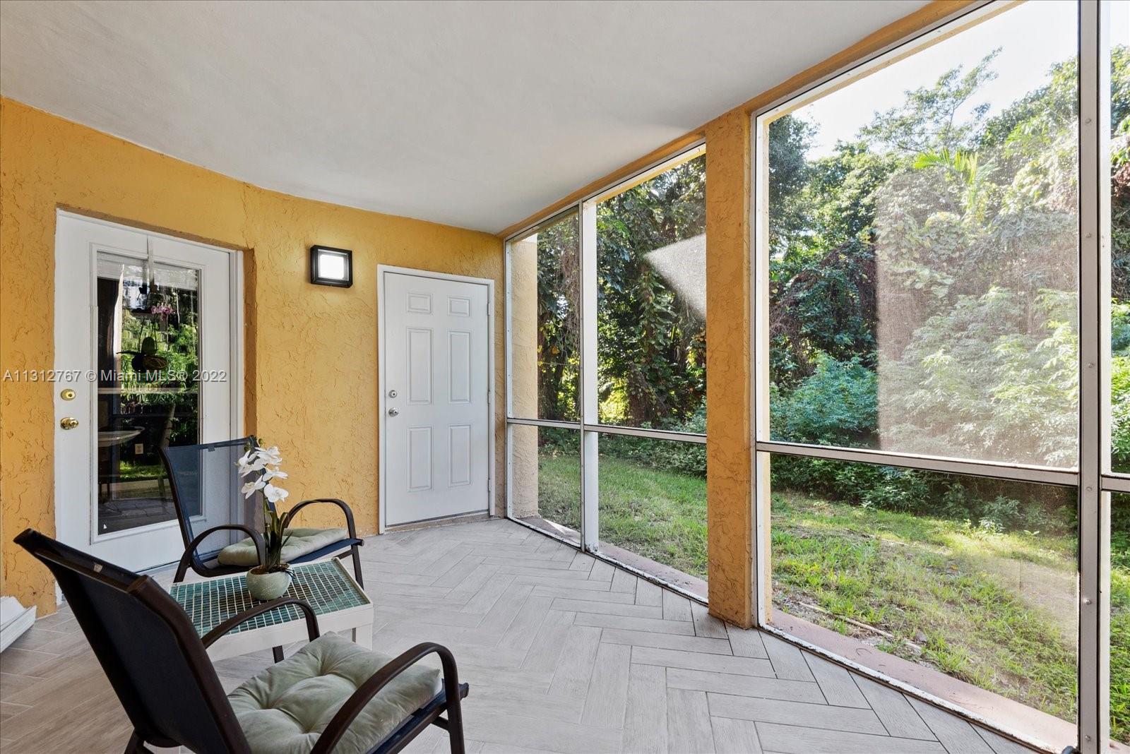 2300 NW 33rd St Unit: 904