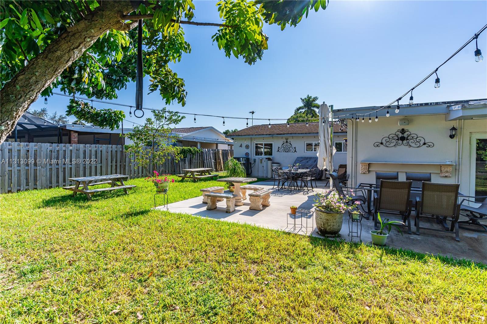 9271 SW 186th Ter