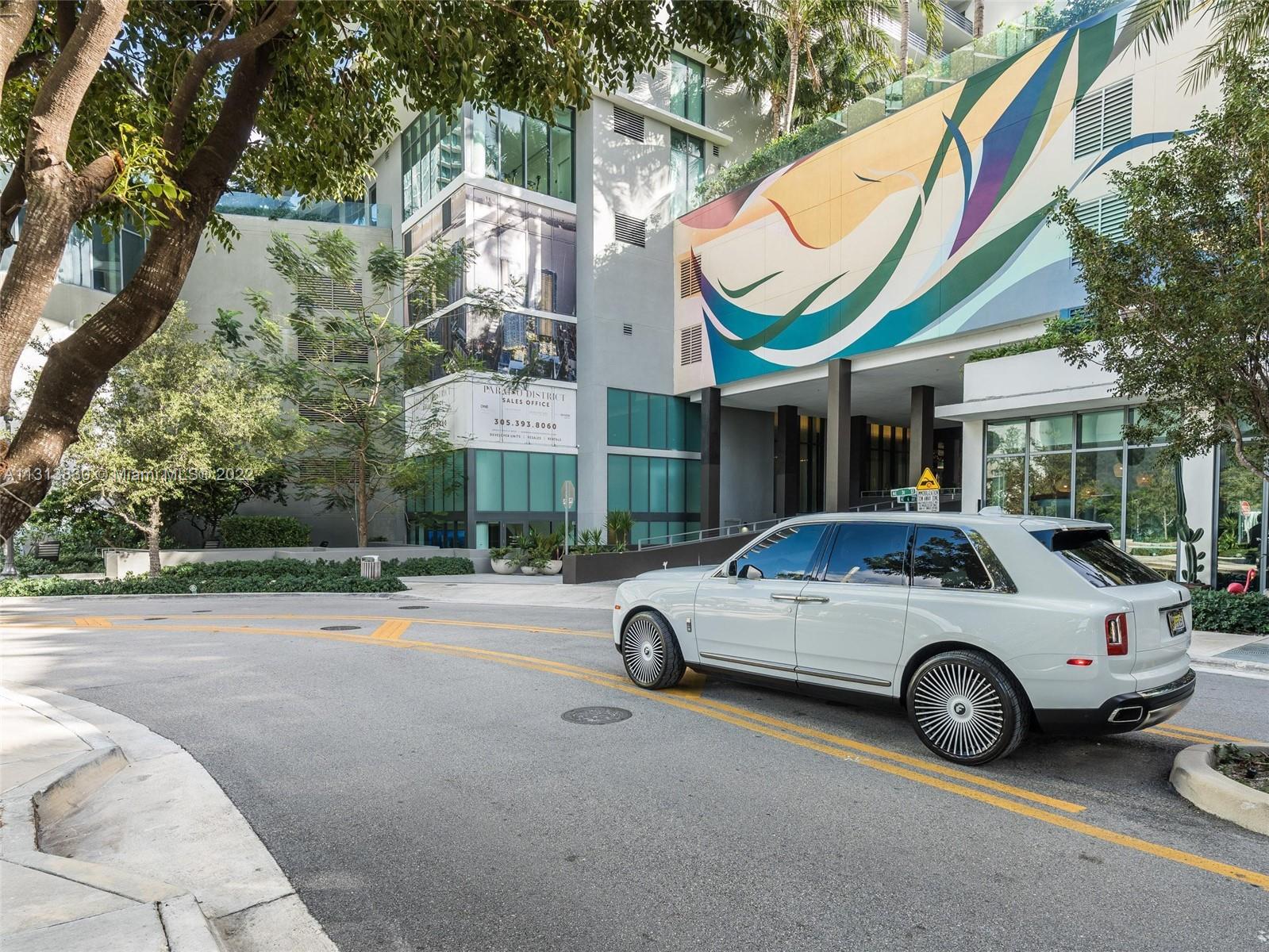 480 NE 31 street Unit: 8