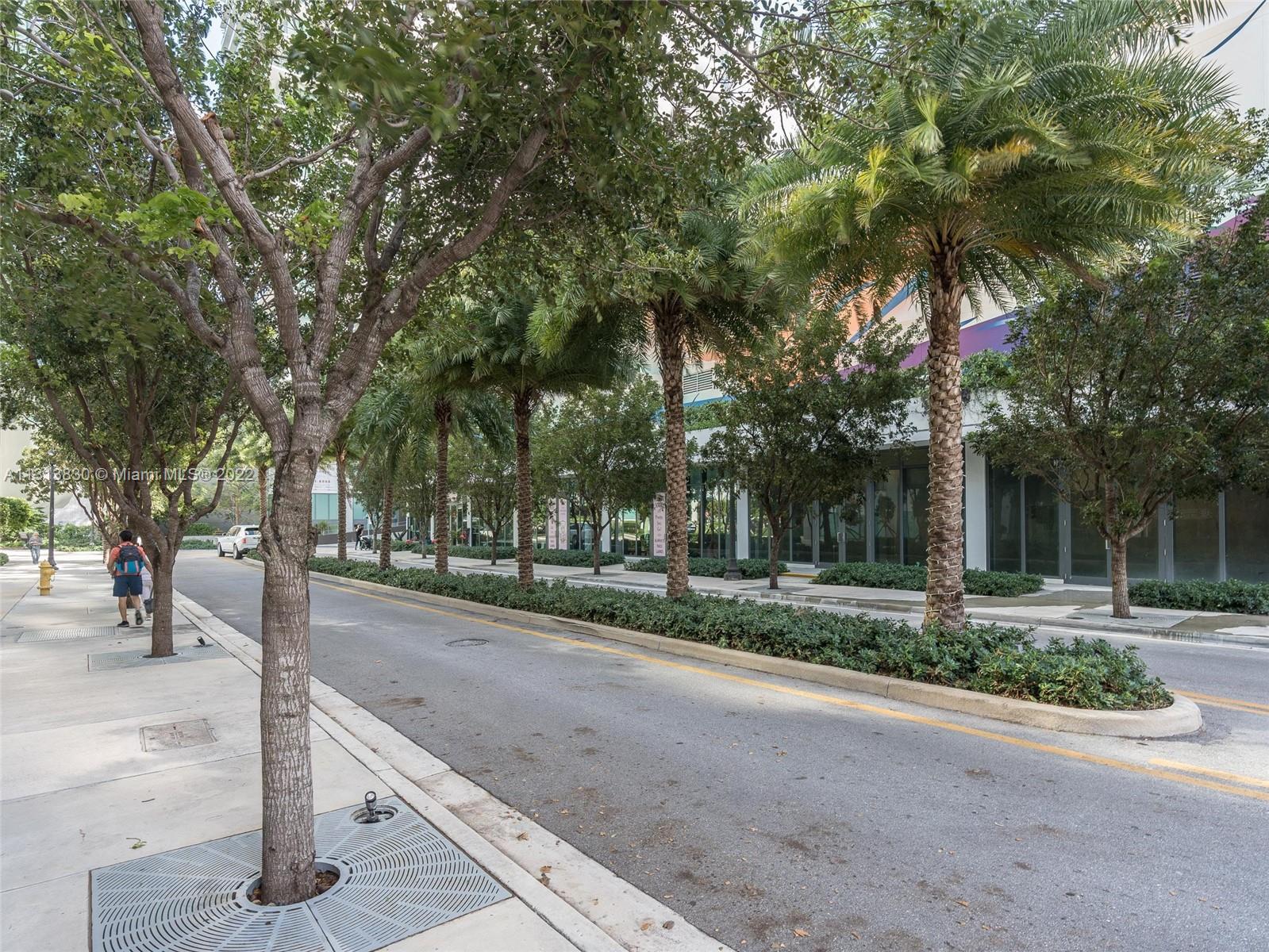 480 NE 31 street Unit: 8