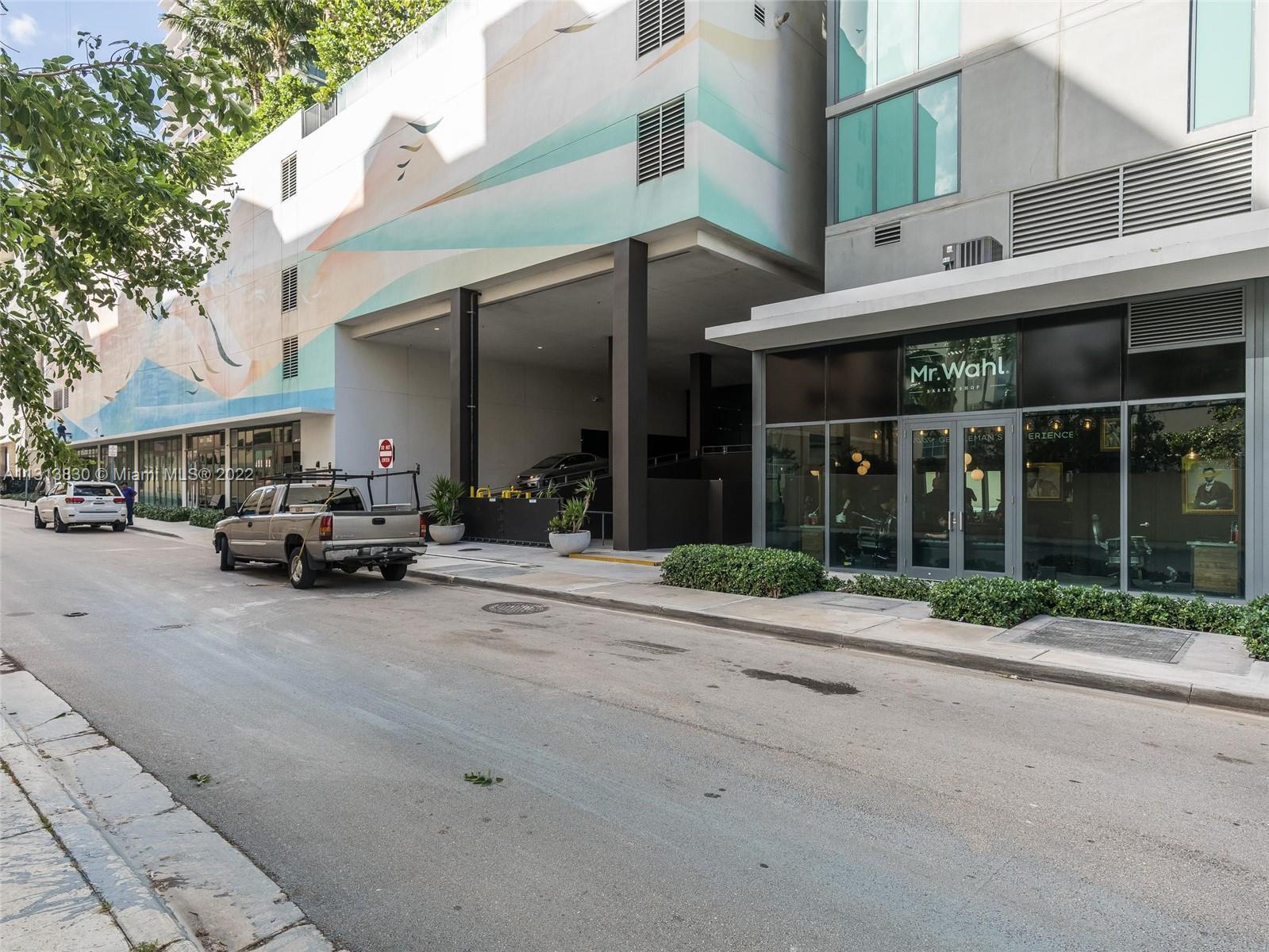 480 NE 31 street Unit: 8