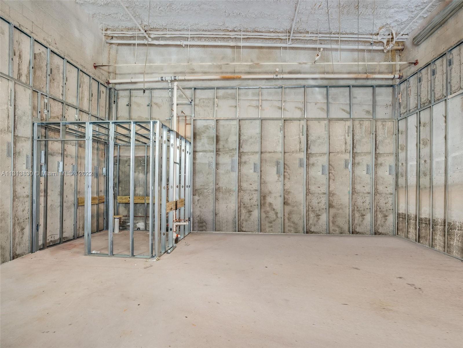480 NE 31 street Unit: 8