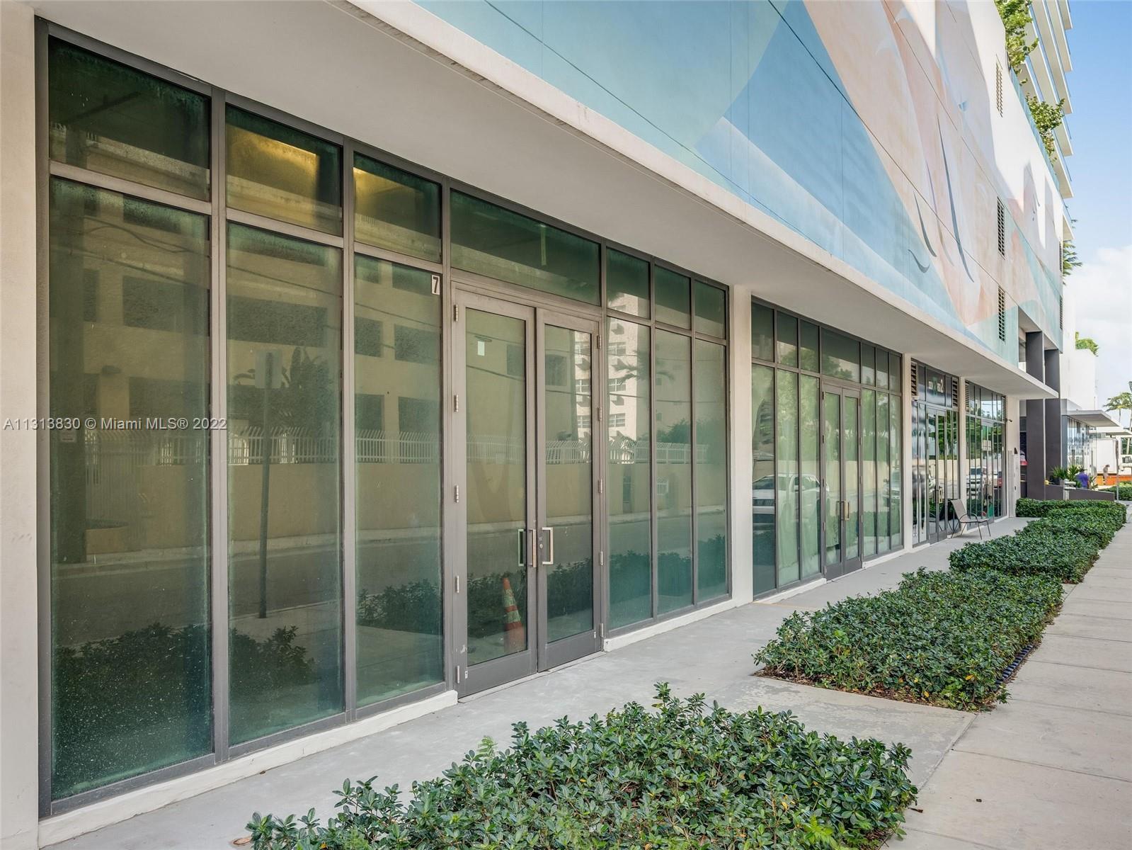 480 NE 31 street Unit: 8