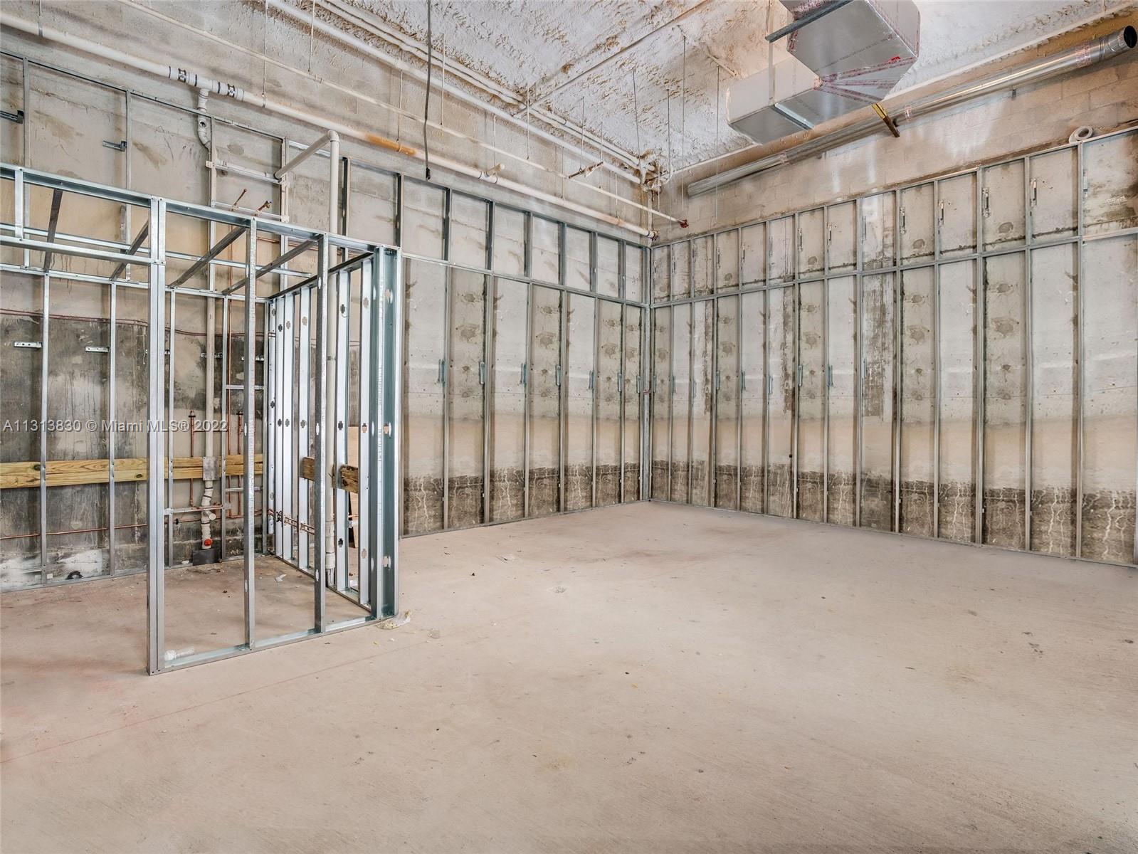 480 NE 31 street Unit: 8