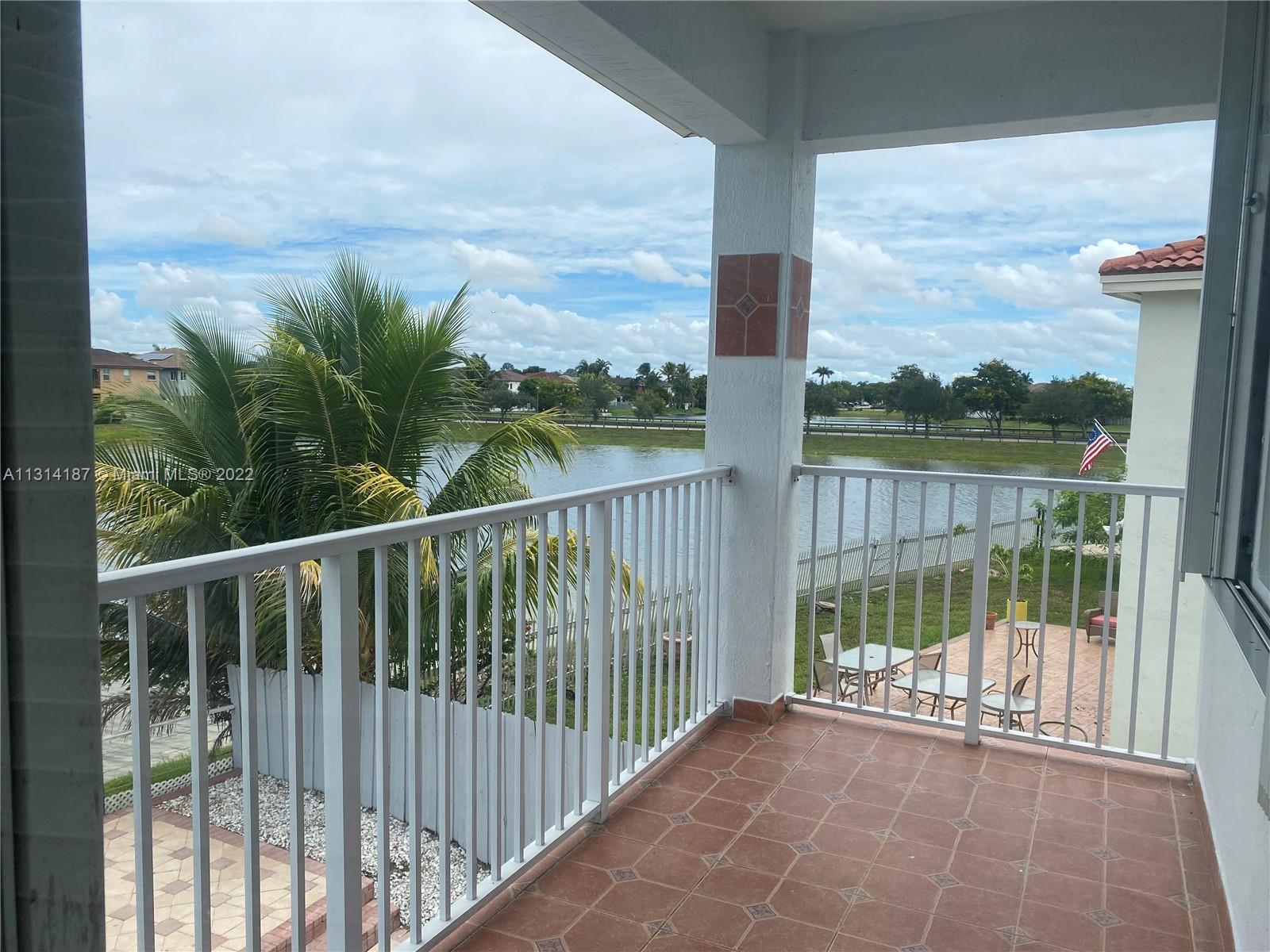 15373 SW 12th Ter