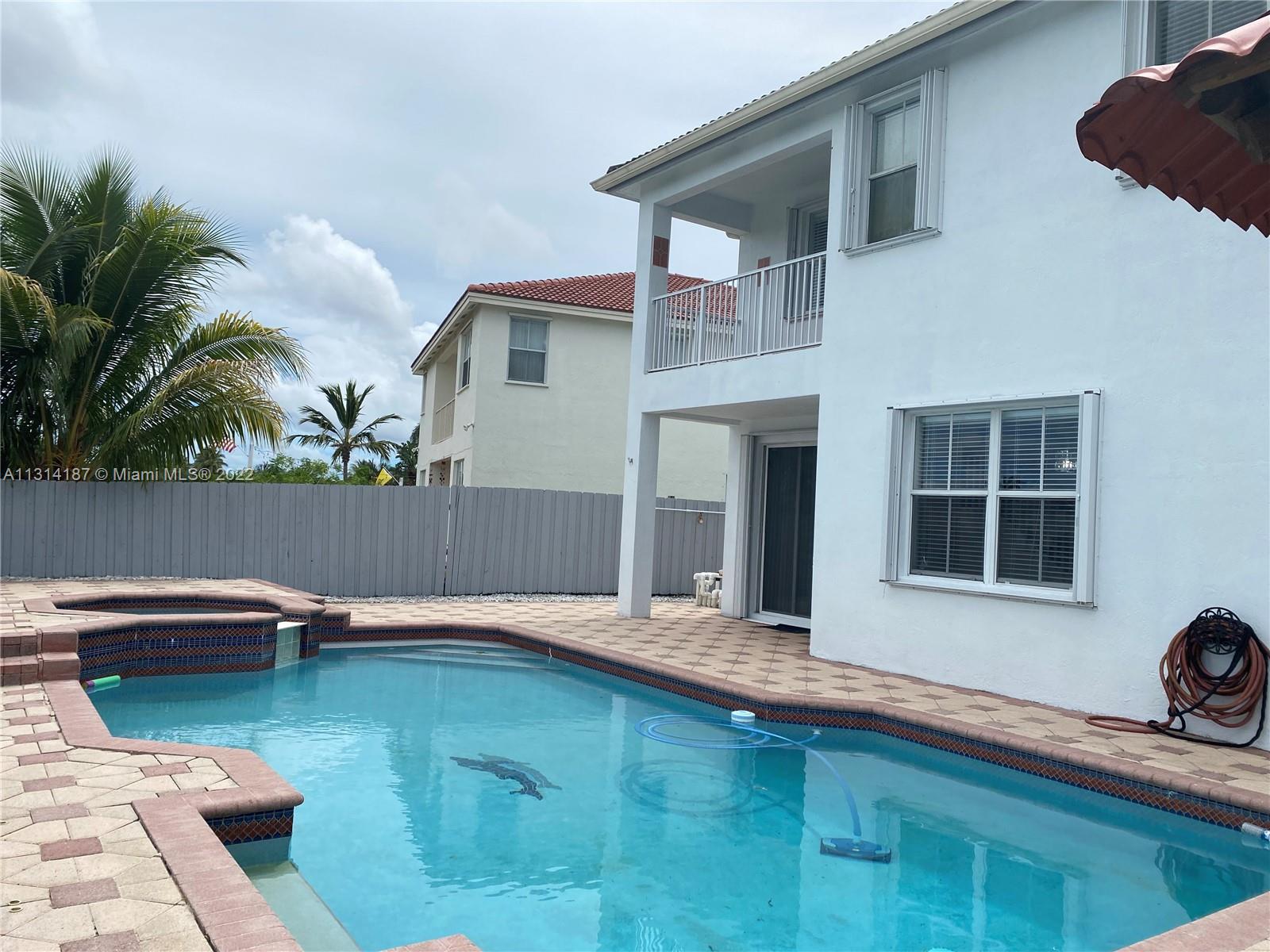 15373 SW 12th Ter