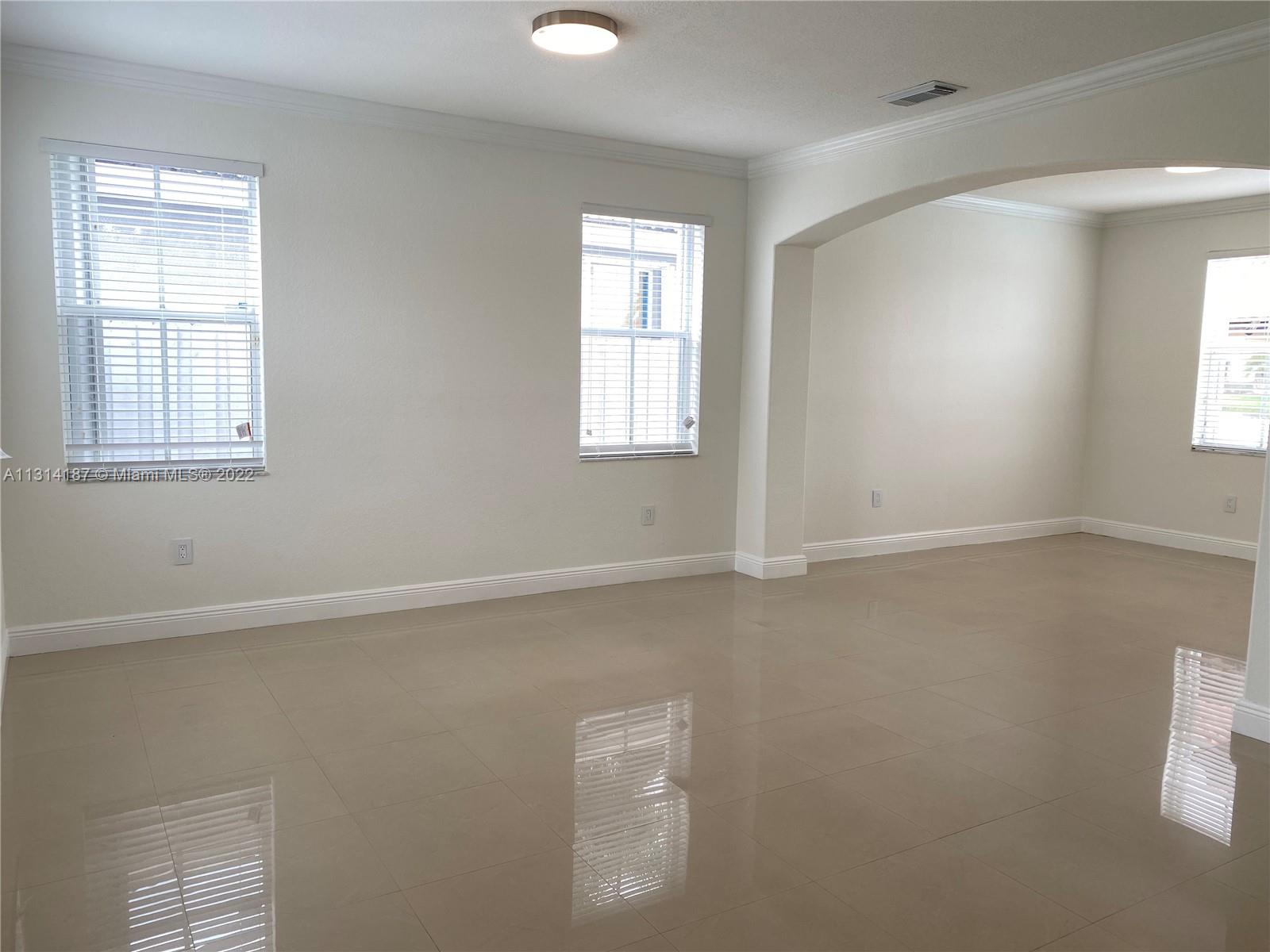 15373 SW 12th Ter