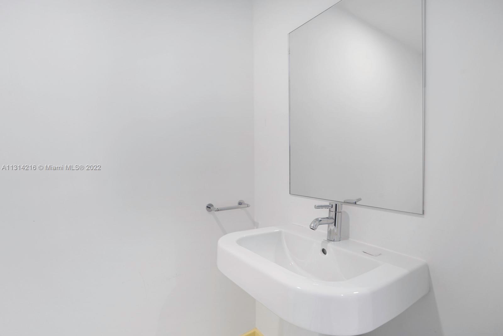 1040 Biscayne Blvd Unit: 2508