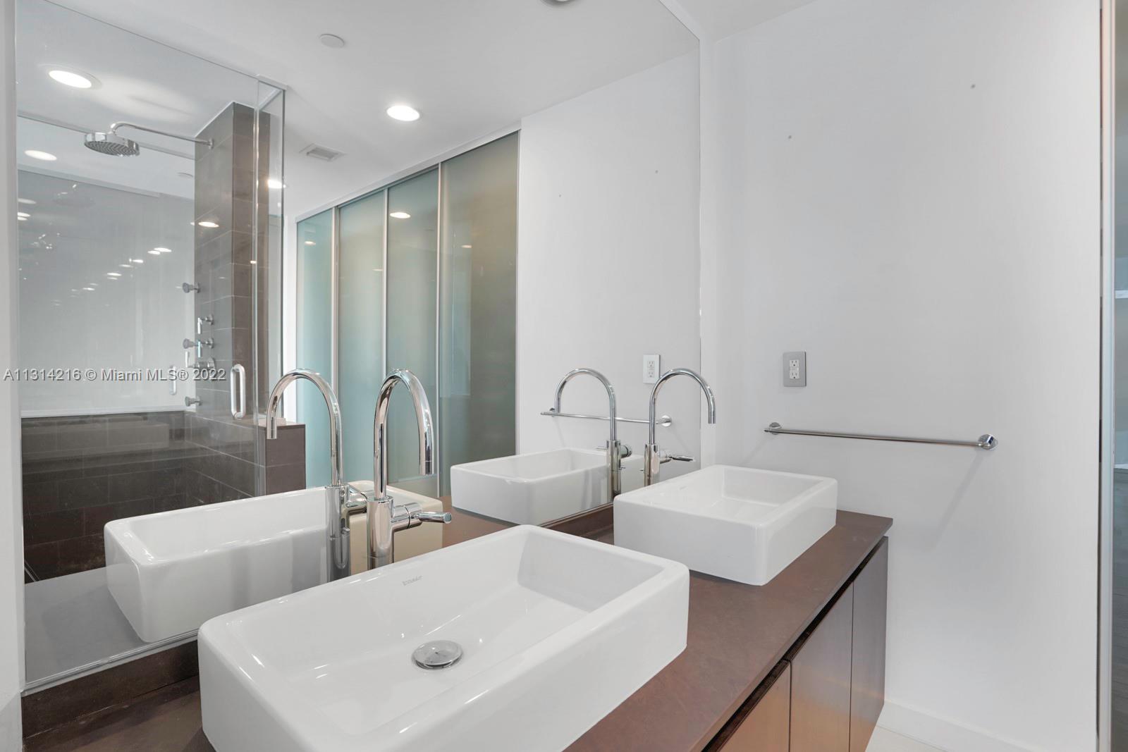 1040 Biscayne Blvd Unit: 2508