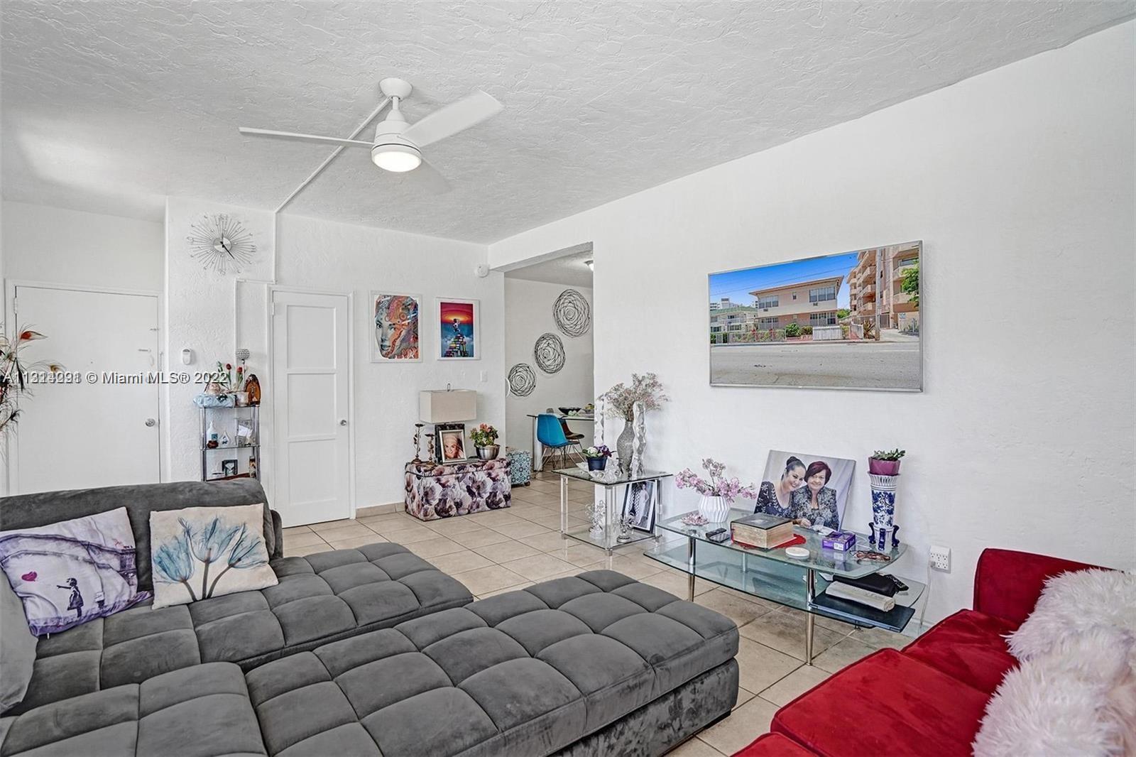 6860 Abbott Ave Unit: 3