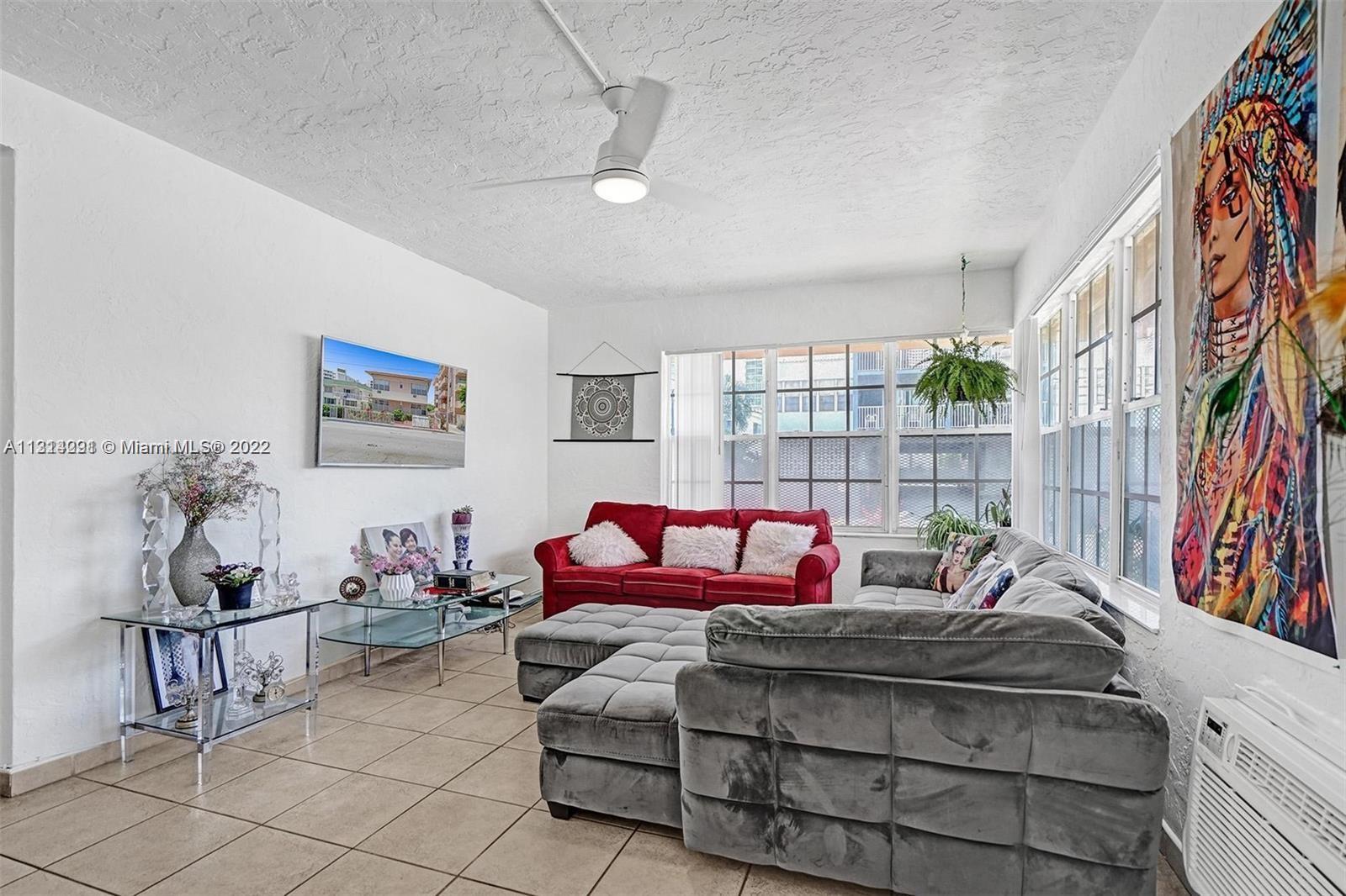 6860 Abbott Ave Unit: 3