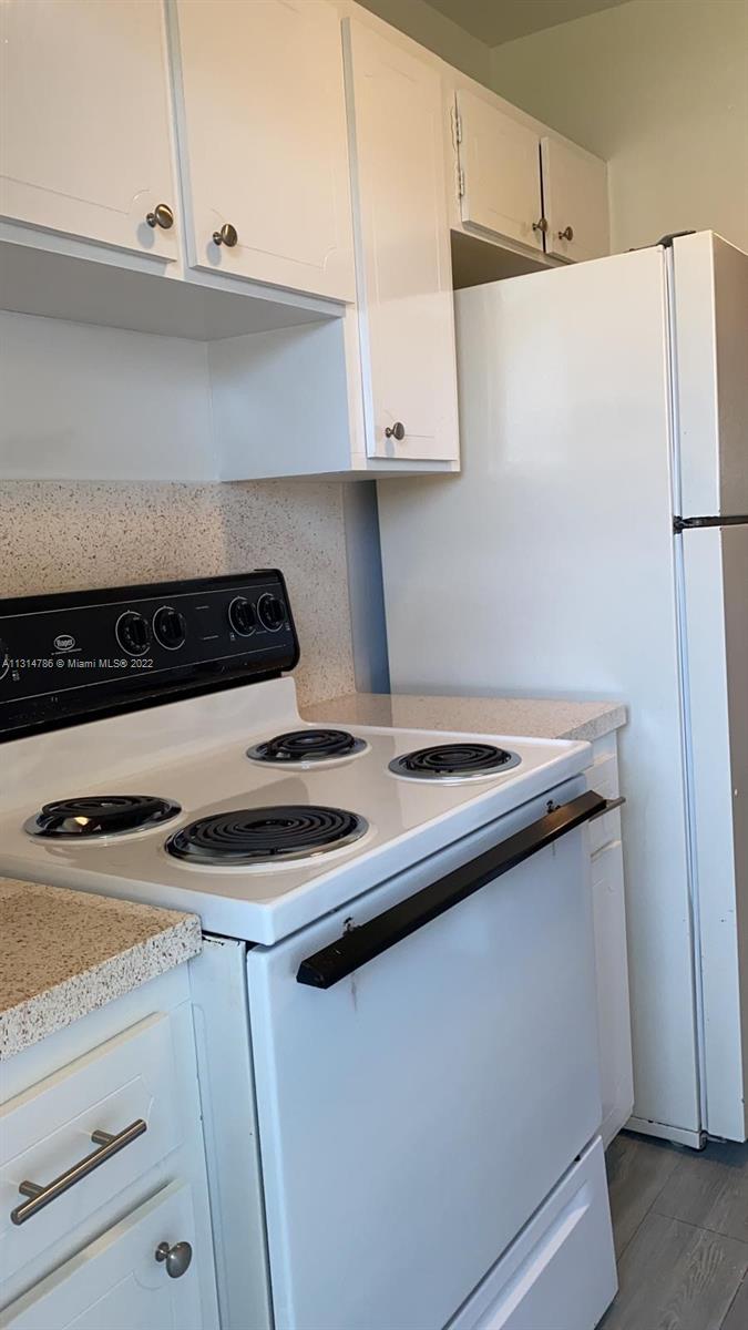 2300 Pierce St Unit: 2