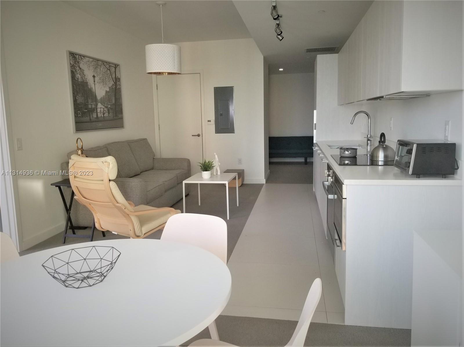 501 NE 31st St Unit: 3207