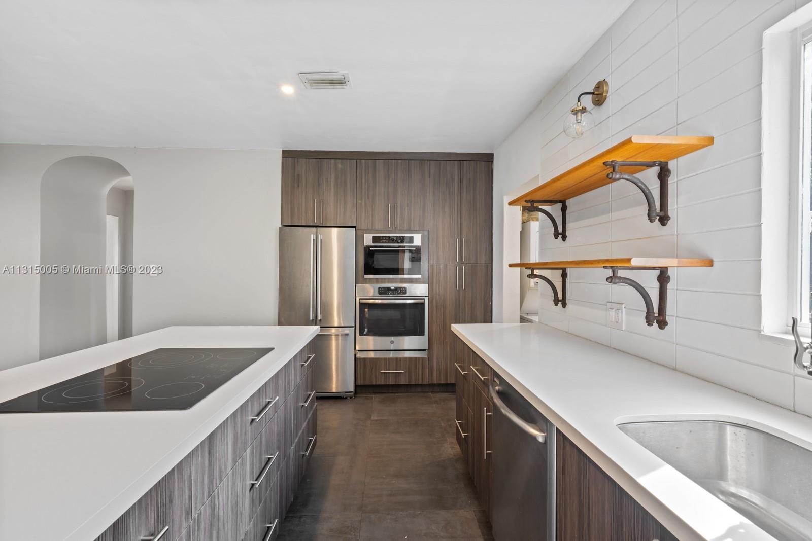 534 NW 50th St