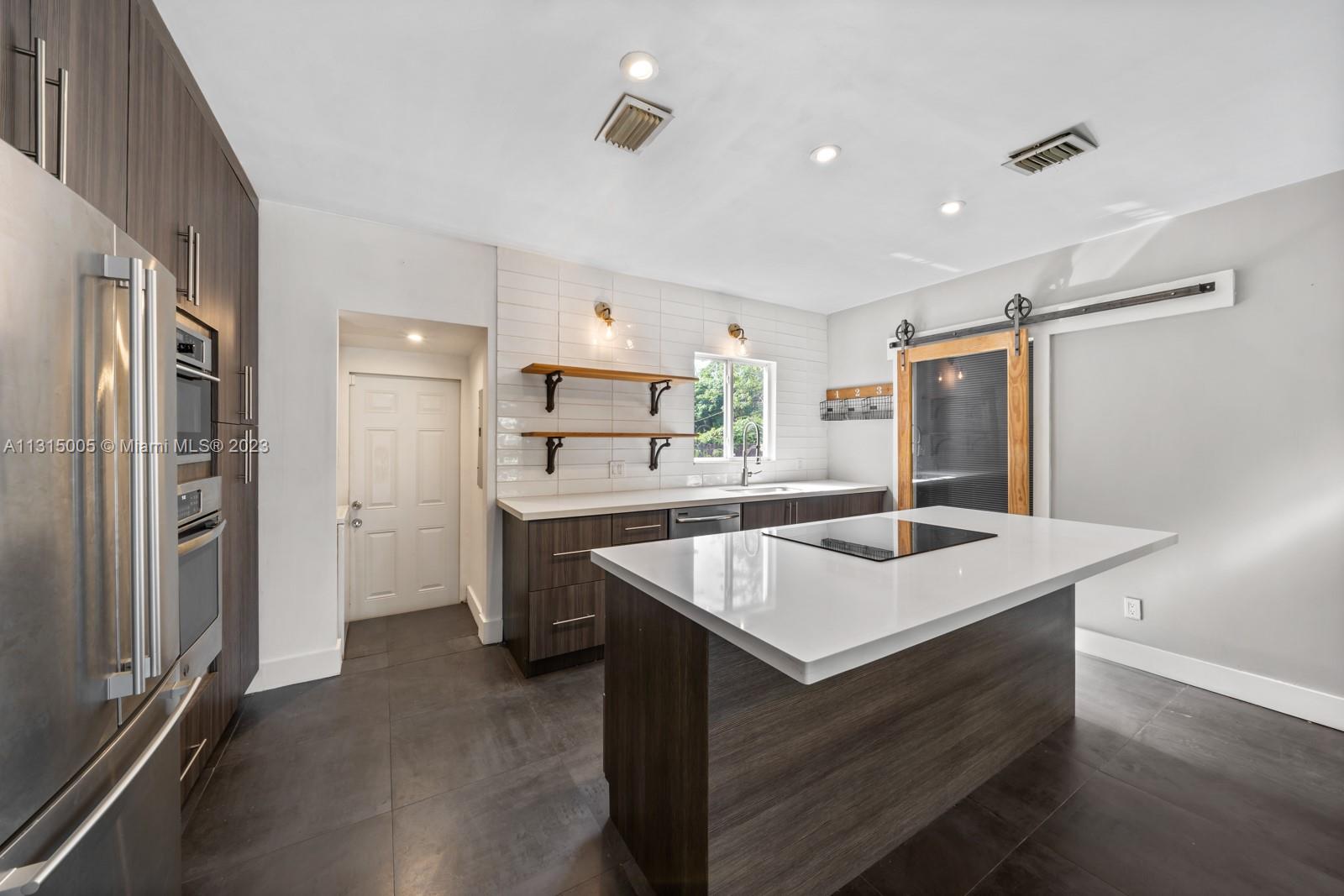 534 NW 50th St